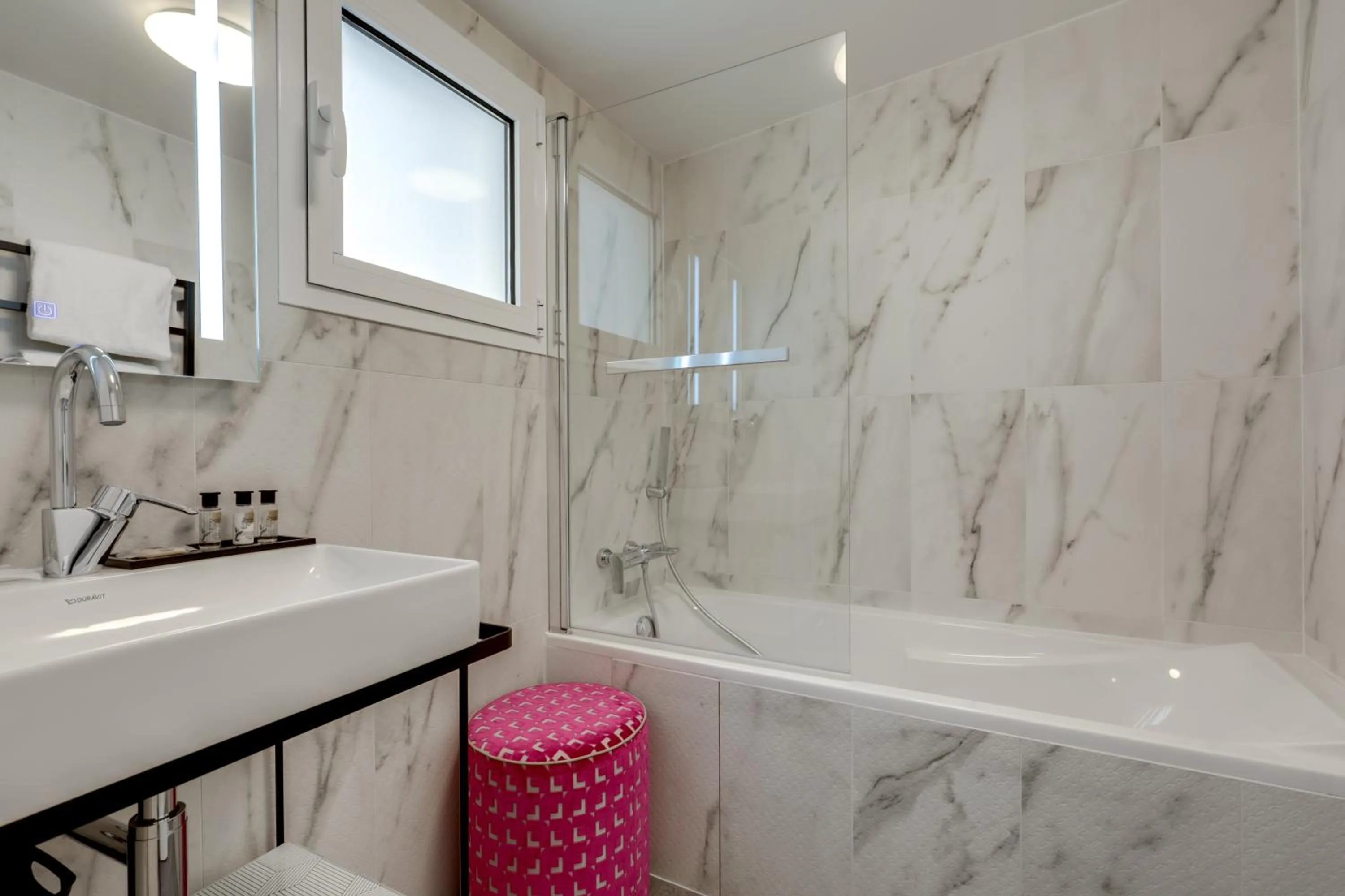 Bathroom in Hôtel Alexandrine Opera