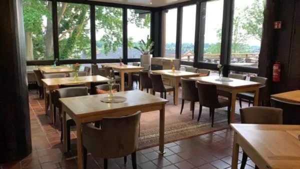 Restaurant/places to eat in Burg Wassenberg