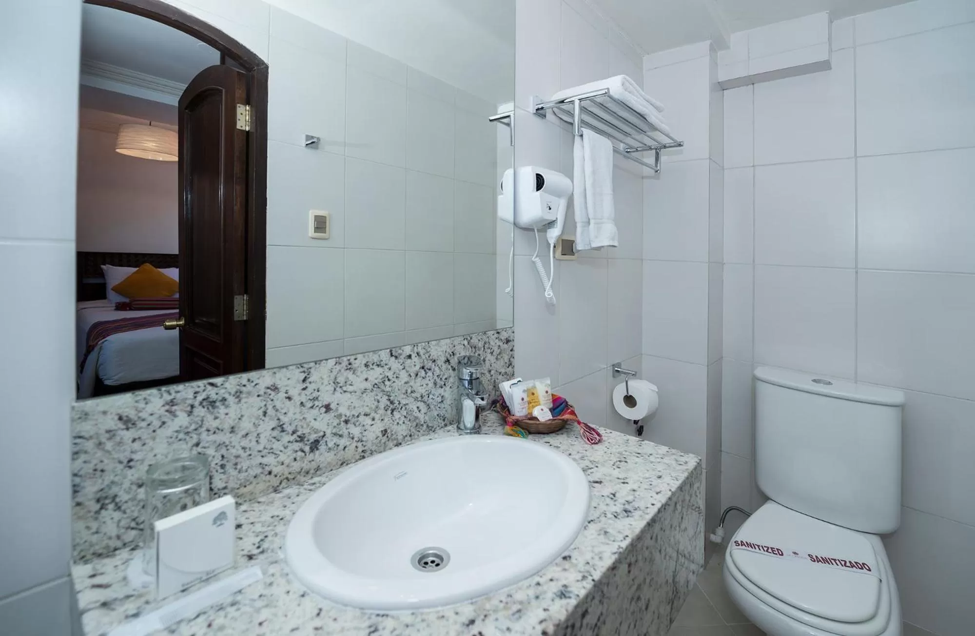 Bathroom in La Casona Hotel Boutique