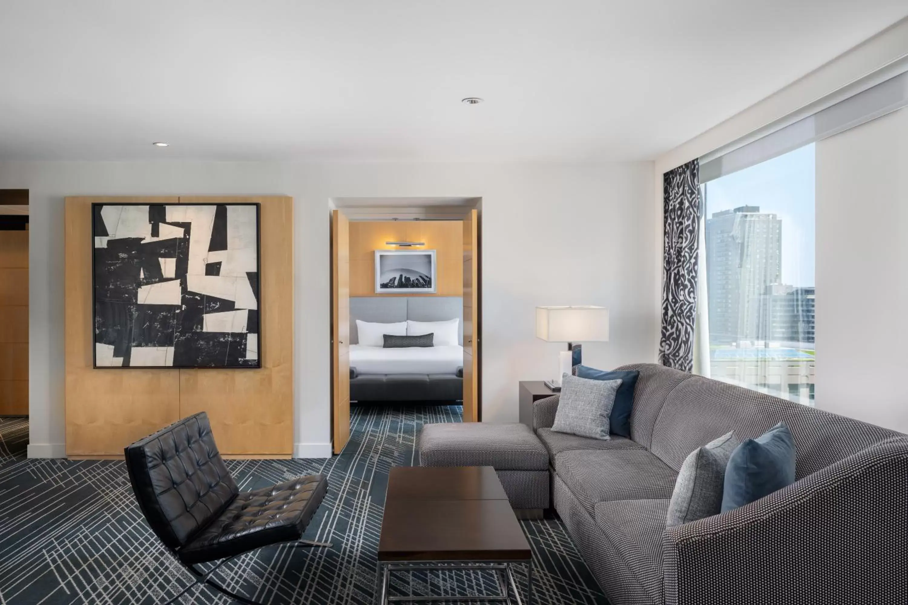 King Corner Suite with Sofabed and Living Room in Sofitel Chicago Magnificent Mile King Corner Suite with Sofabed and Living Room in Sofitel Chicago Magnificent Mile