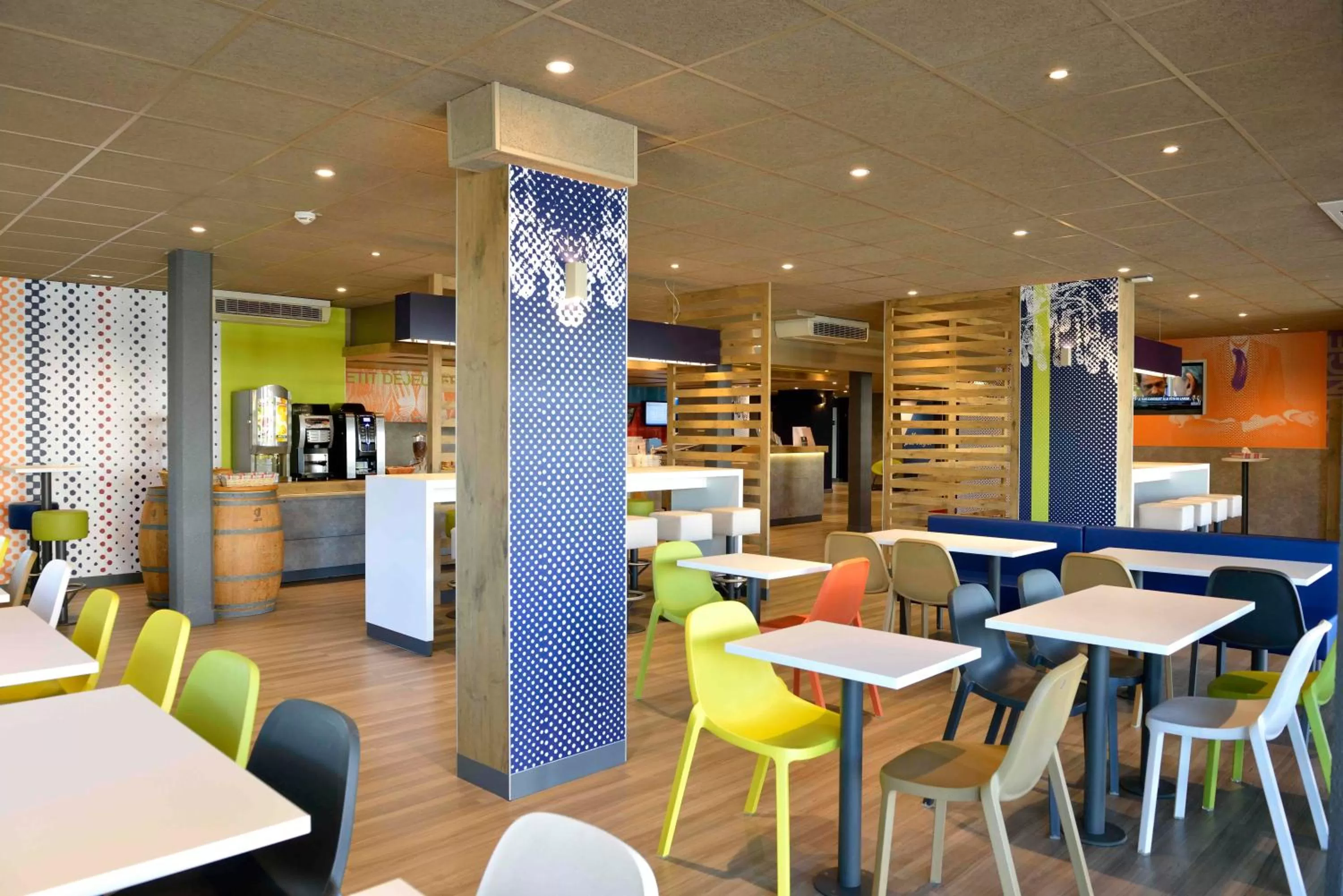 Restaurant/places to eat in ibis budget Bordeaux Lac