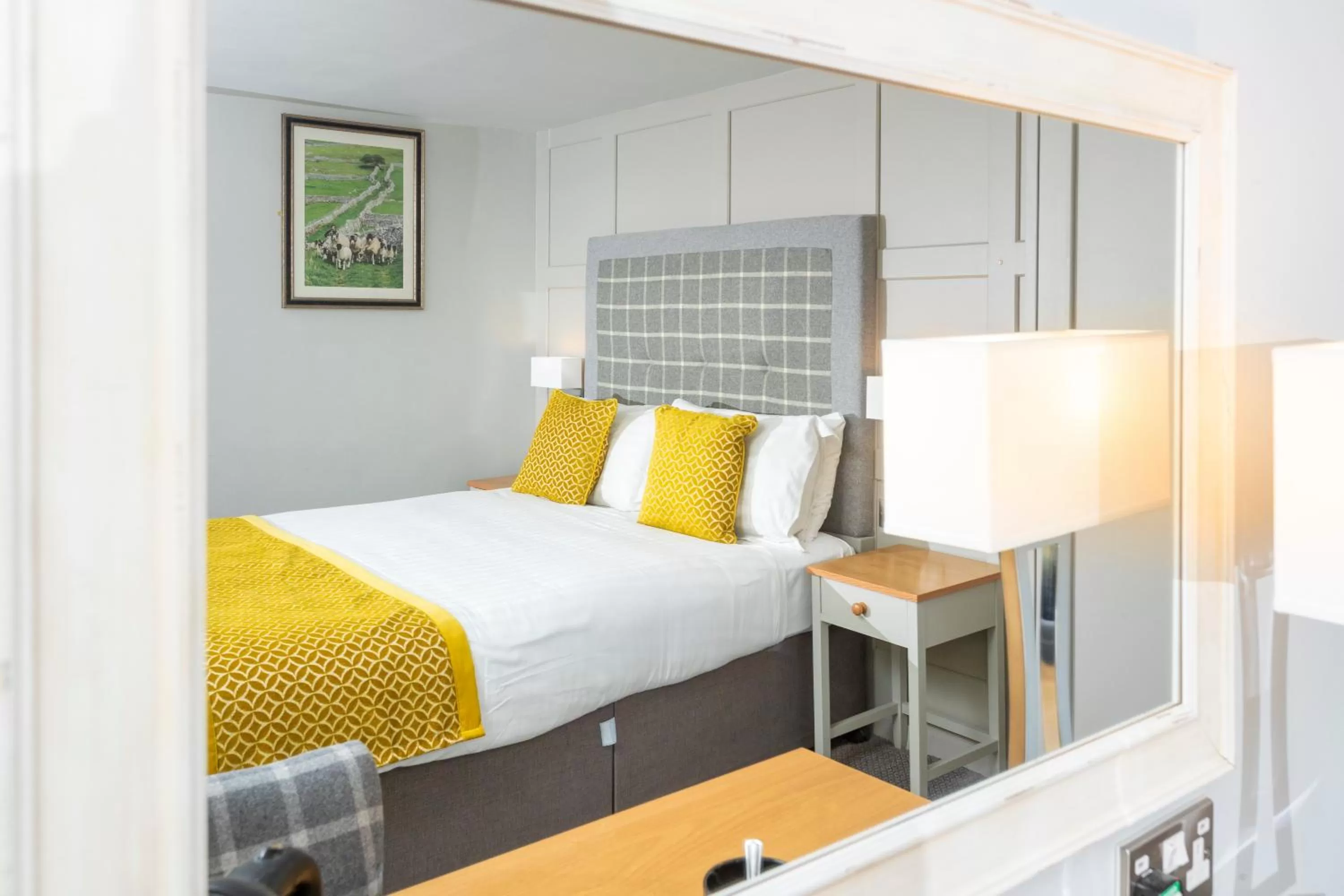 Bed in The Woolly Sheep Inn