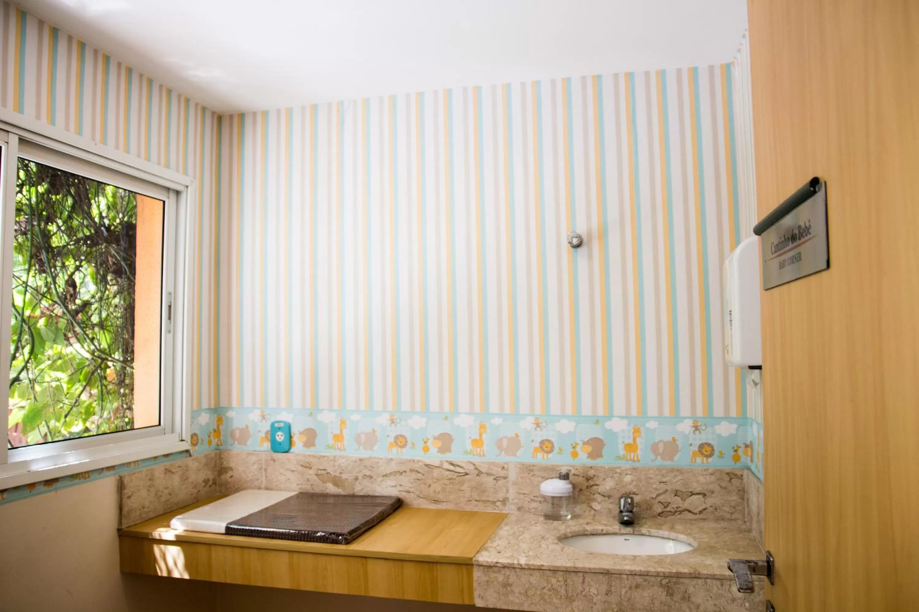 Area and facilities in Carlton Plaza Baobá