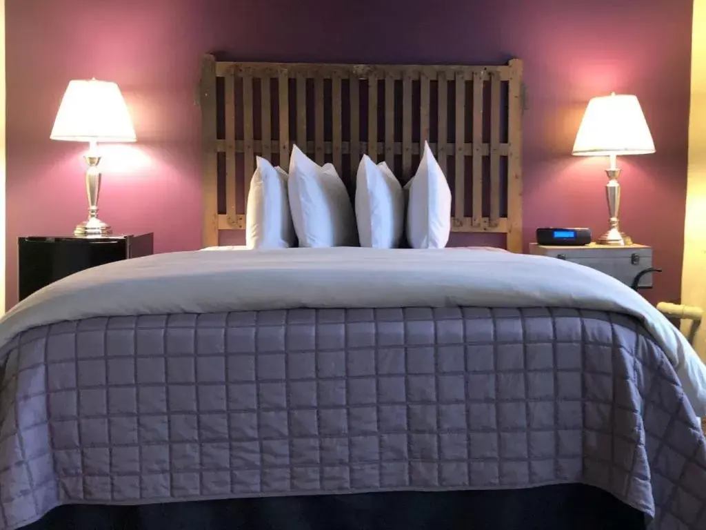 Standard Queen Room in The Inn at Stone Mill Standard Queen Room in The Inn at Stone Mill