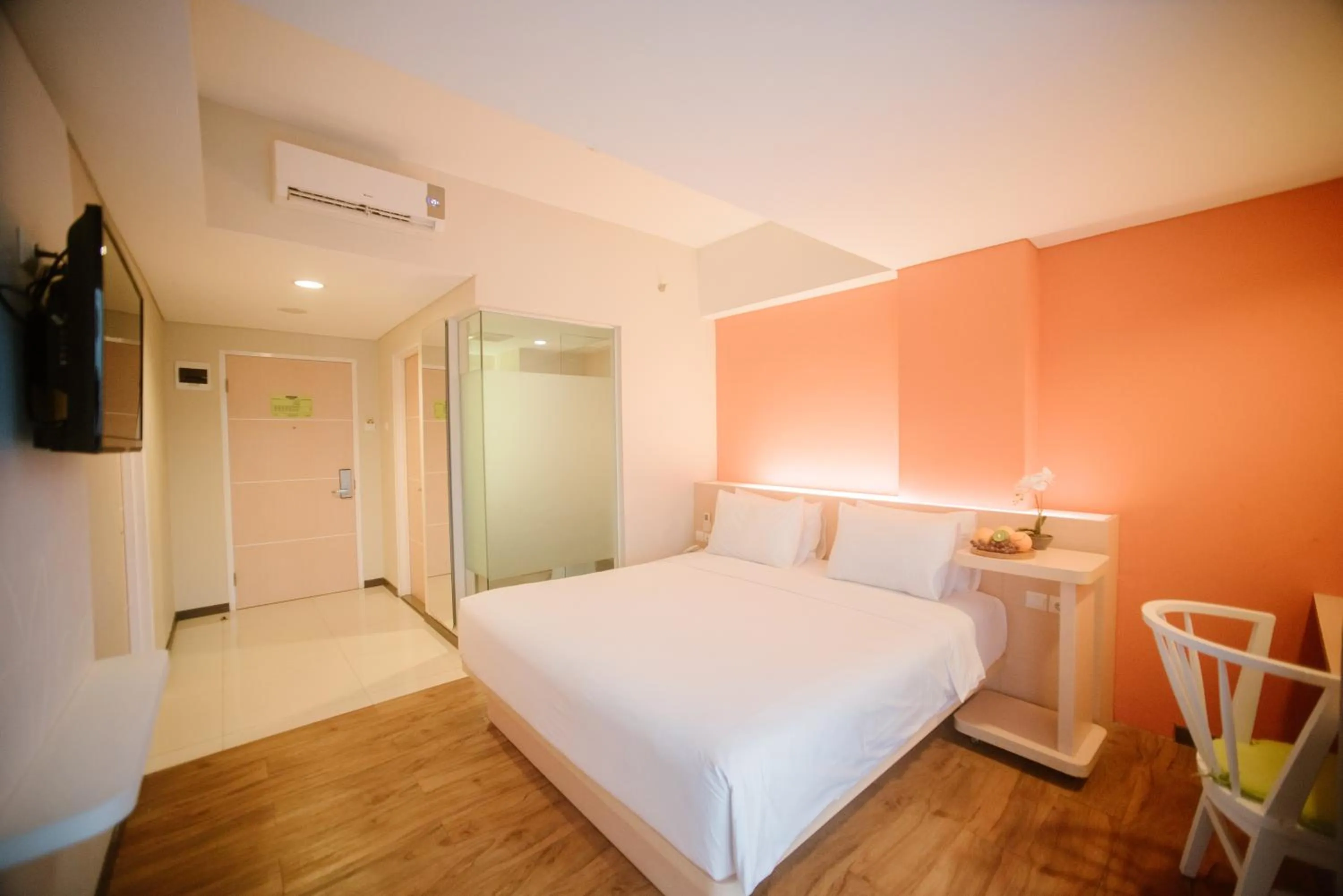 Superior Double Room in The Bountie Hotel and Convention Centre Sukabumi