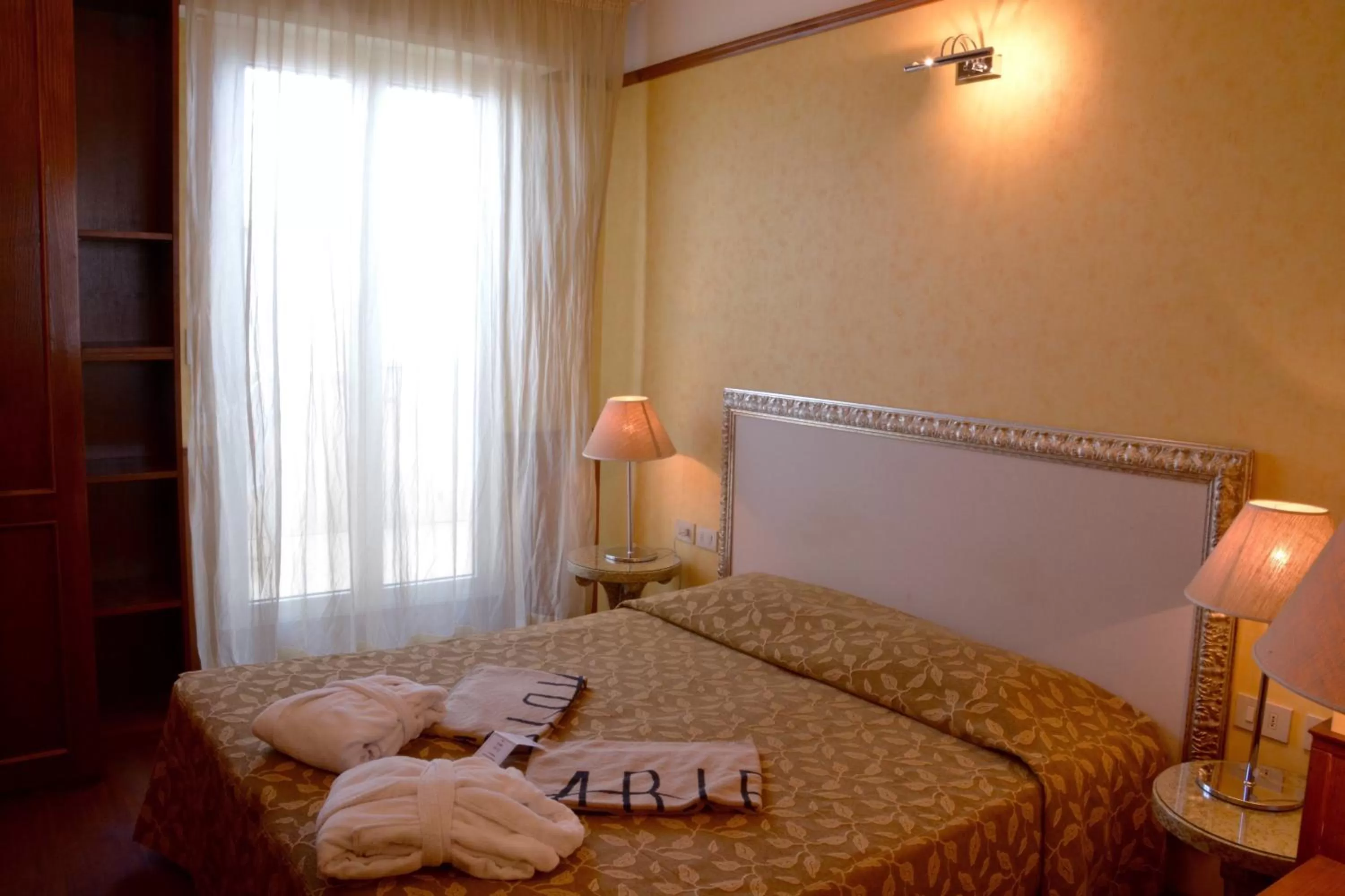 Photo of the whole room, Bed in AmbientHotels Panoramic