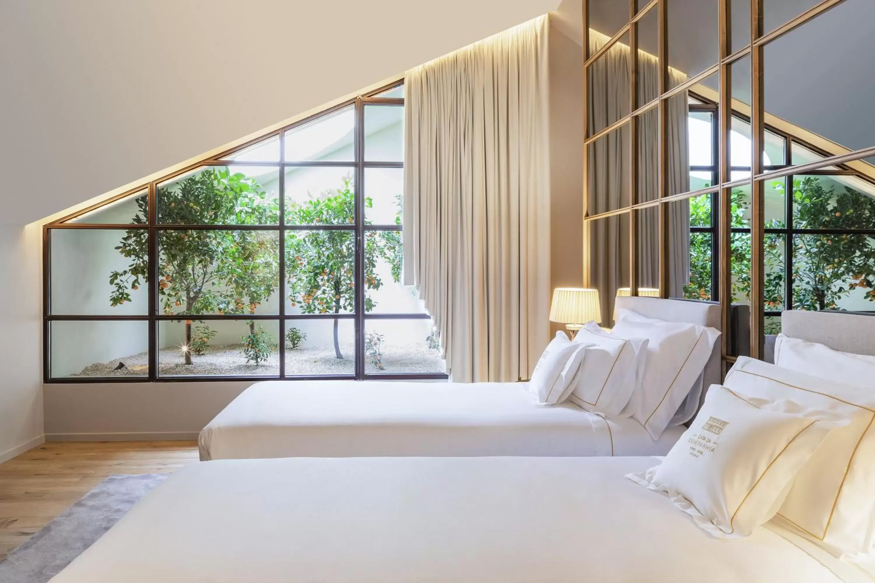 Twin Suite in Casa da Companhia Hotel & Spa, Vignette Collection by IHG Twin Suite in Casa da Companhia Hotel & Spa, Vignette Collection by IHG