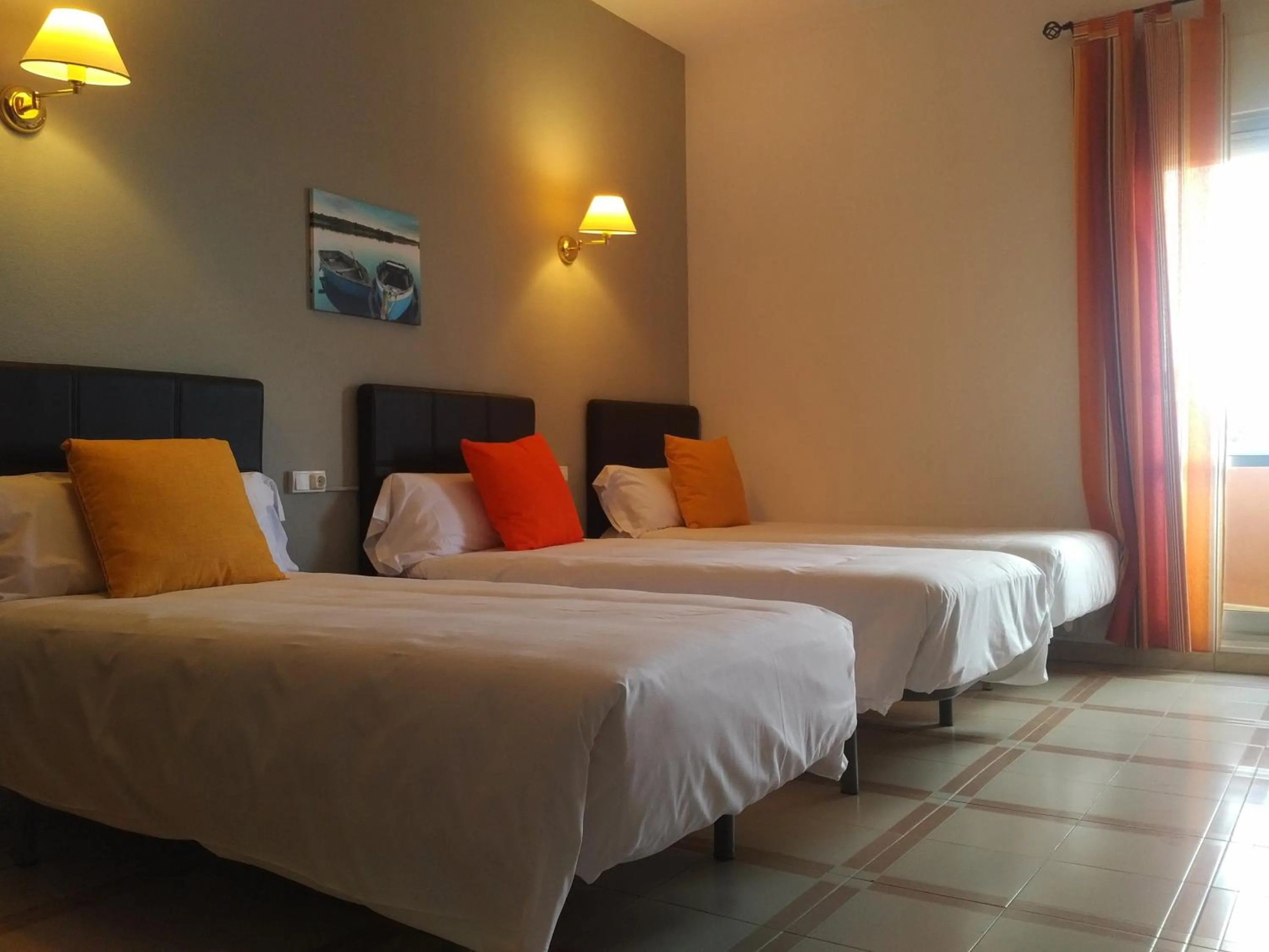 Photo of the whole room, Bed in Hotel Perú by Bossh! Hotels