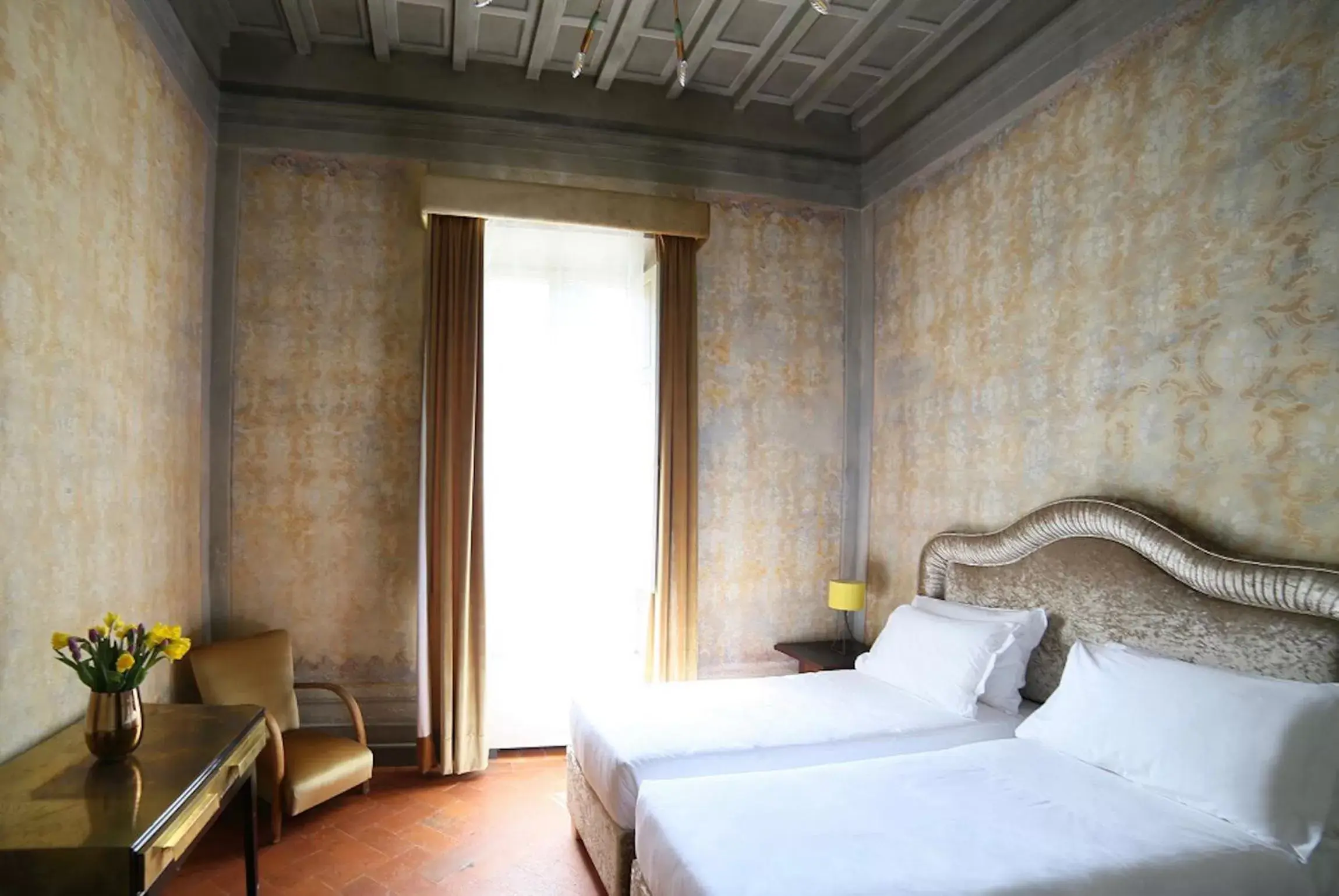 Deluxe Double or Twin Room in Numa Florence Palazzo San Niccolò Deluxe Double or Twin Room in Numa Florence Palazzo San Niccolò