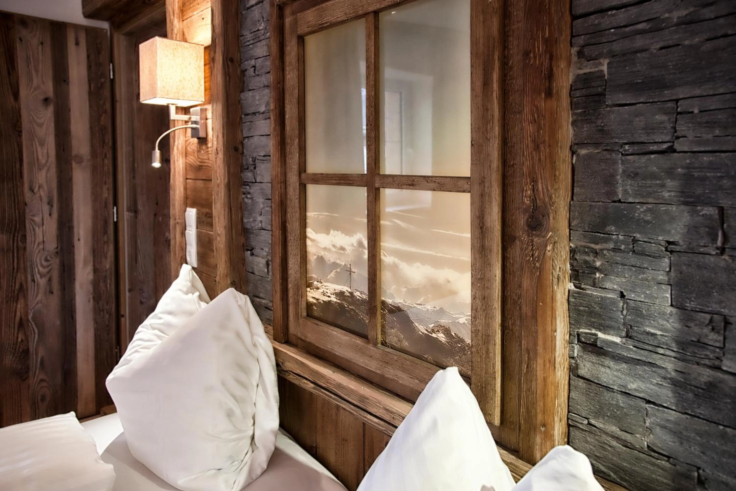 Bedroom, Bed in Hotel & Appartements Heigenhauser