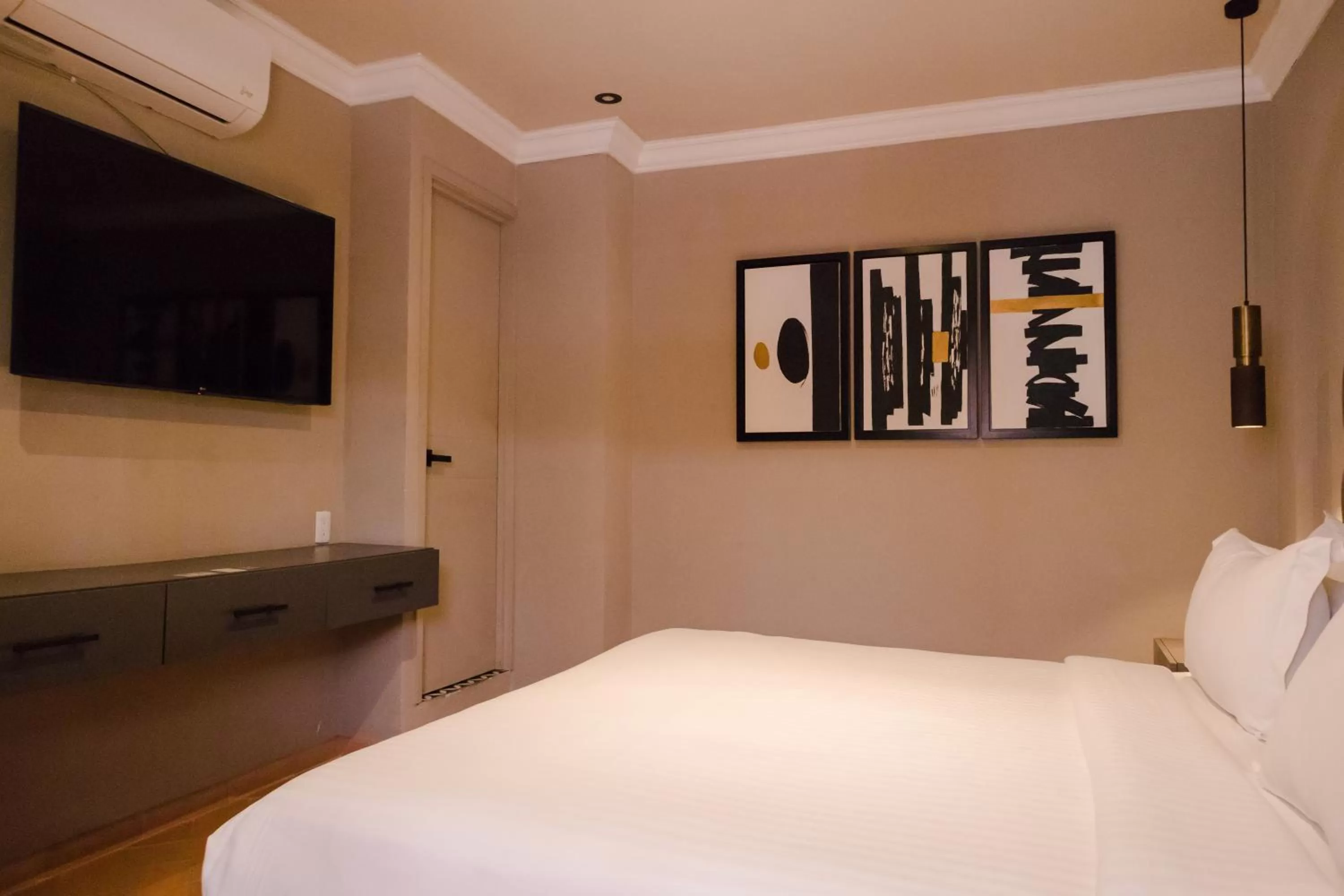 Bedroom in Mikaella Hotel