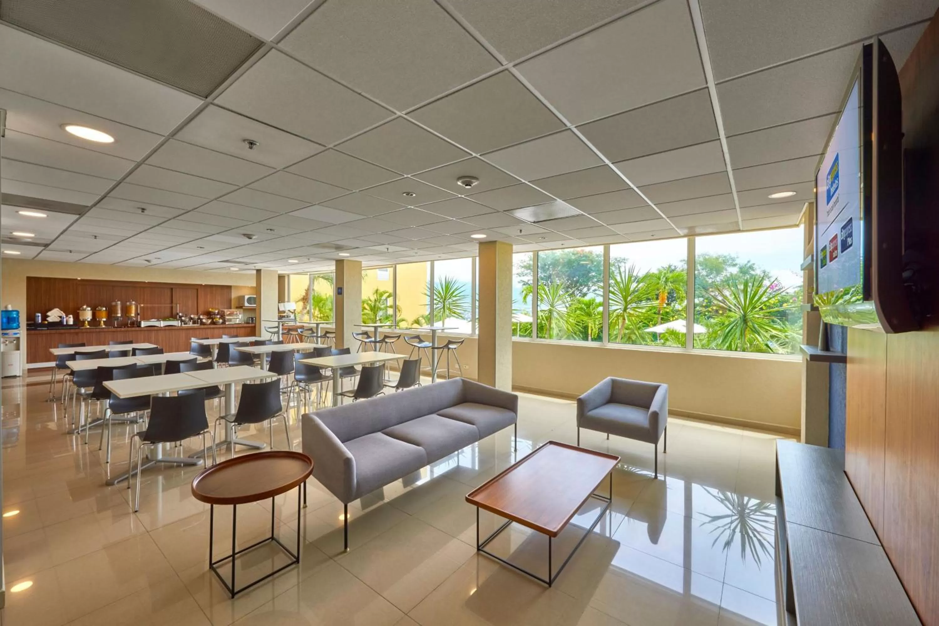 Lobby or reception in City Express by Marriott Tuxtla Gutiérrez