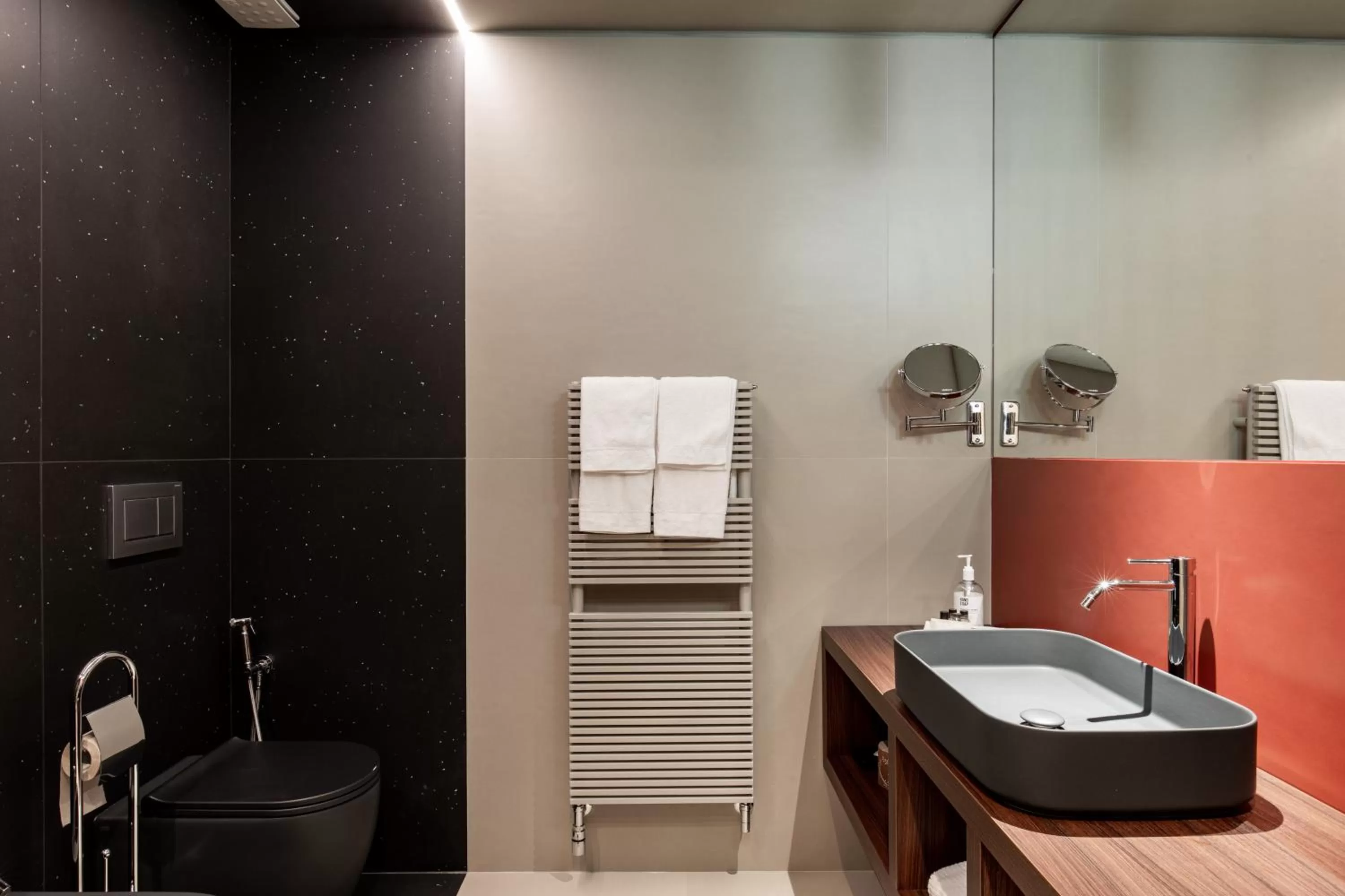 Bathroom in RB del Teatro&Apartaments