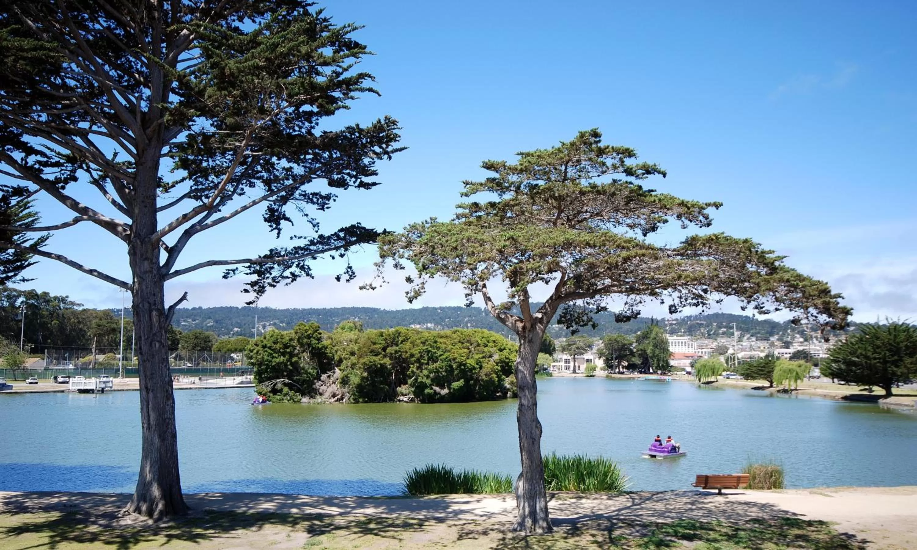 Facade/entrance in Monterey Bay Lodge