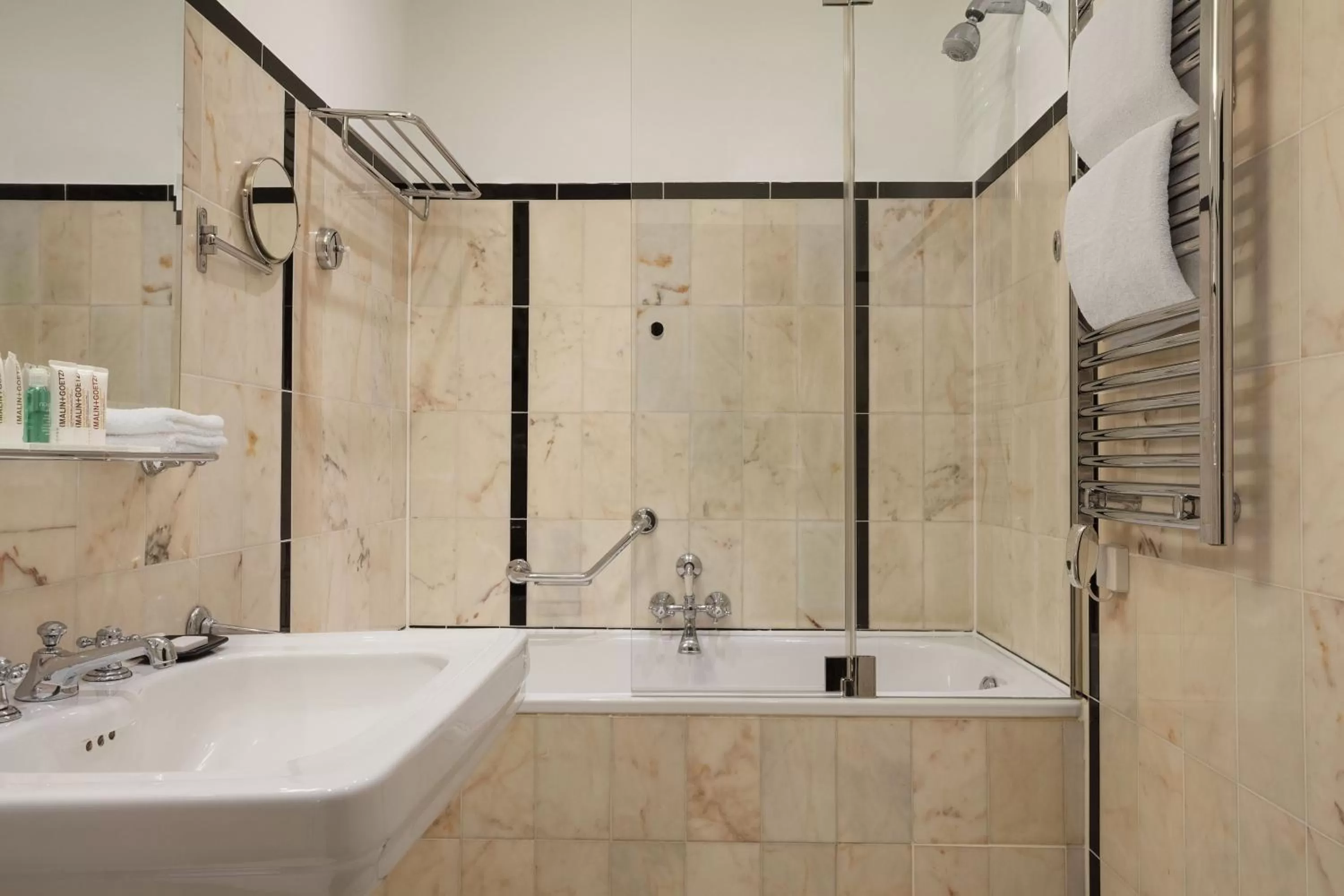 Bathroom in Le Méridien Grand Hotel Nürnberg