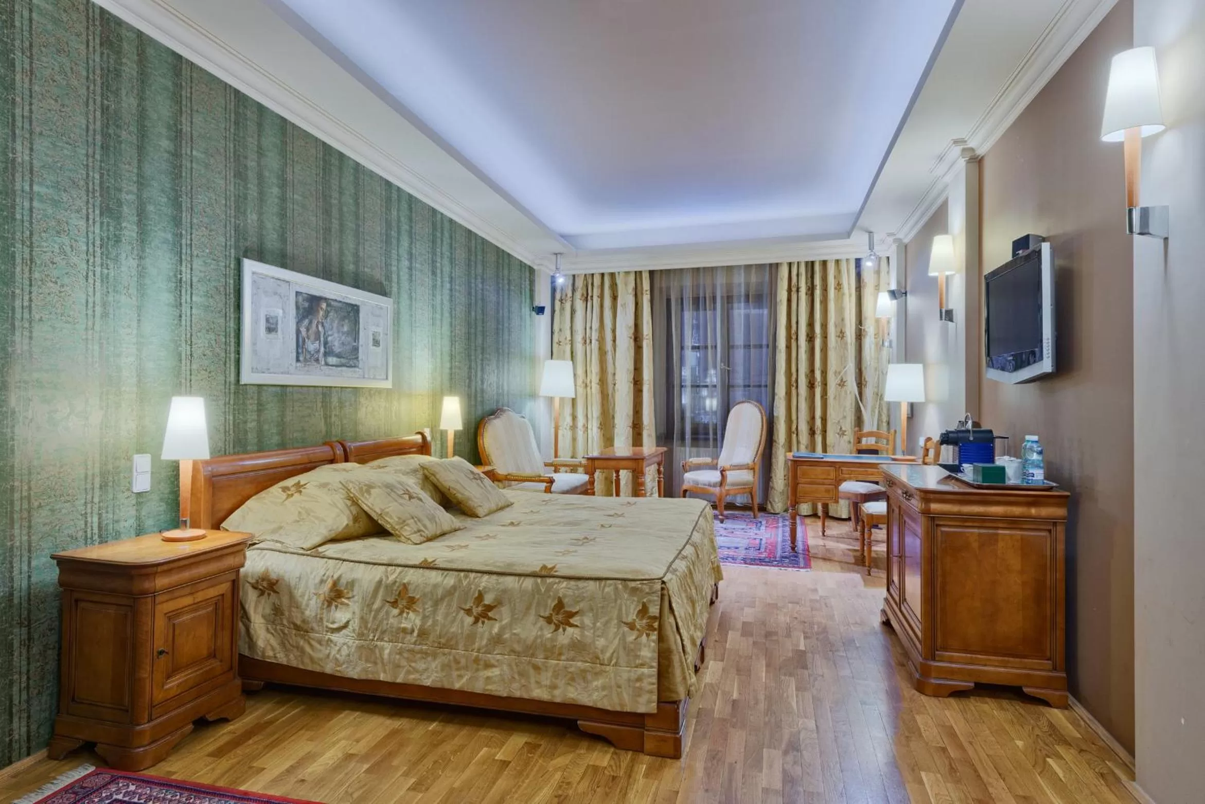 Photo of the whole room, Bed in Hotel Wentzl