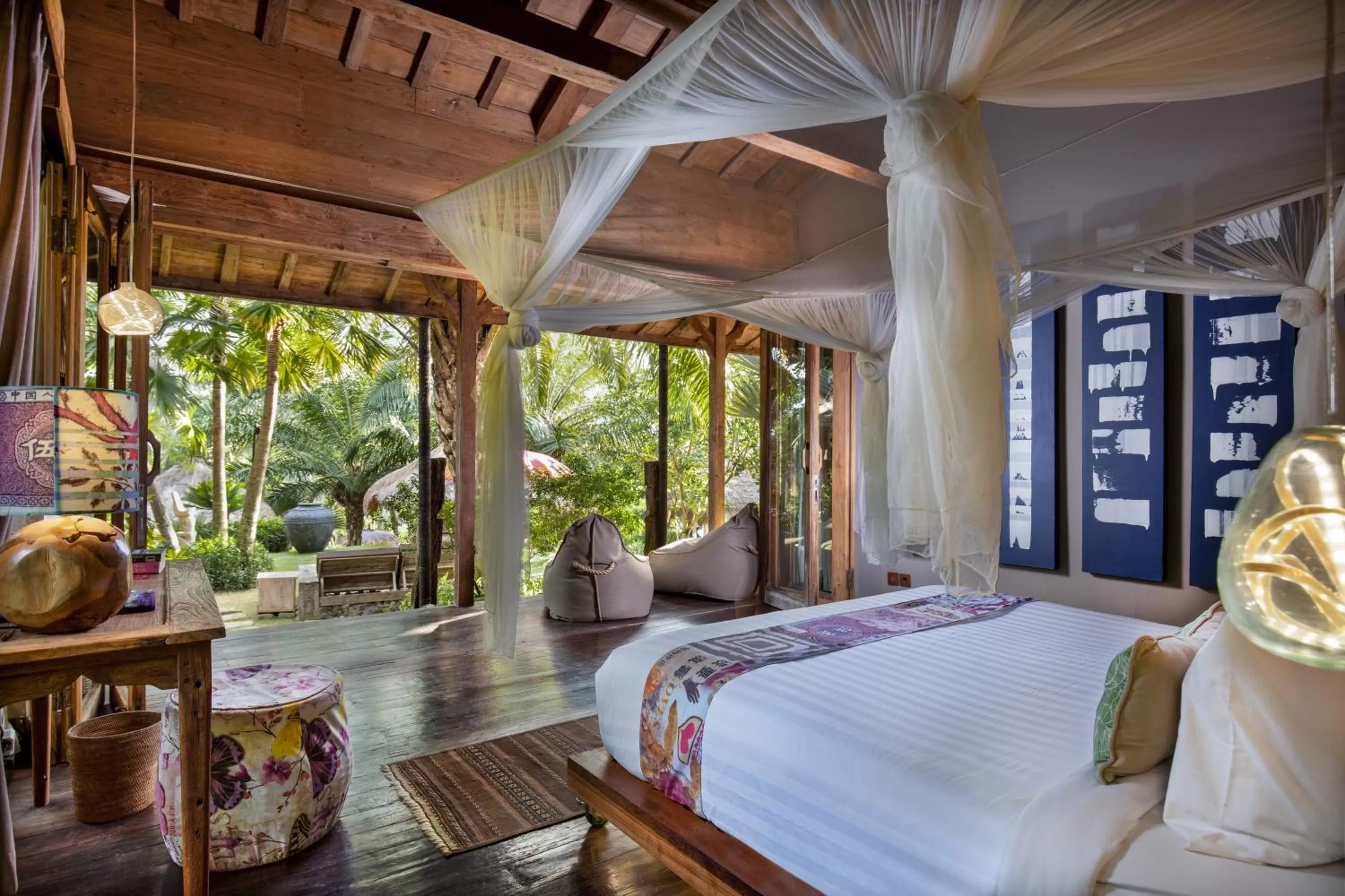 Photo of the whole room, Bed in Blue Karma Dijiwa Ubud