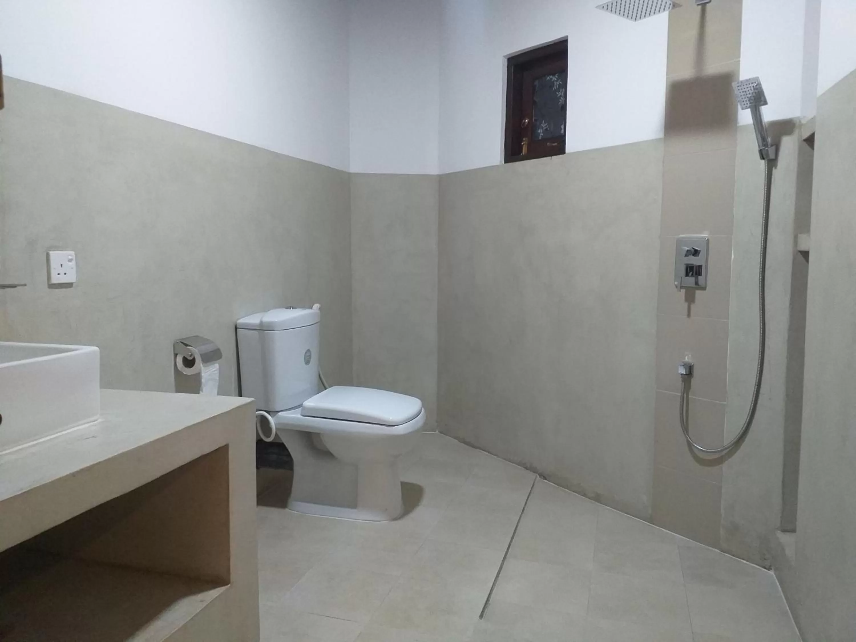 Bathroom in Green Wood Villa Negombo