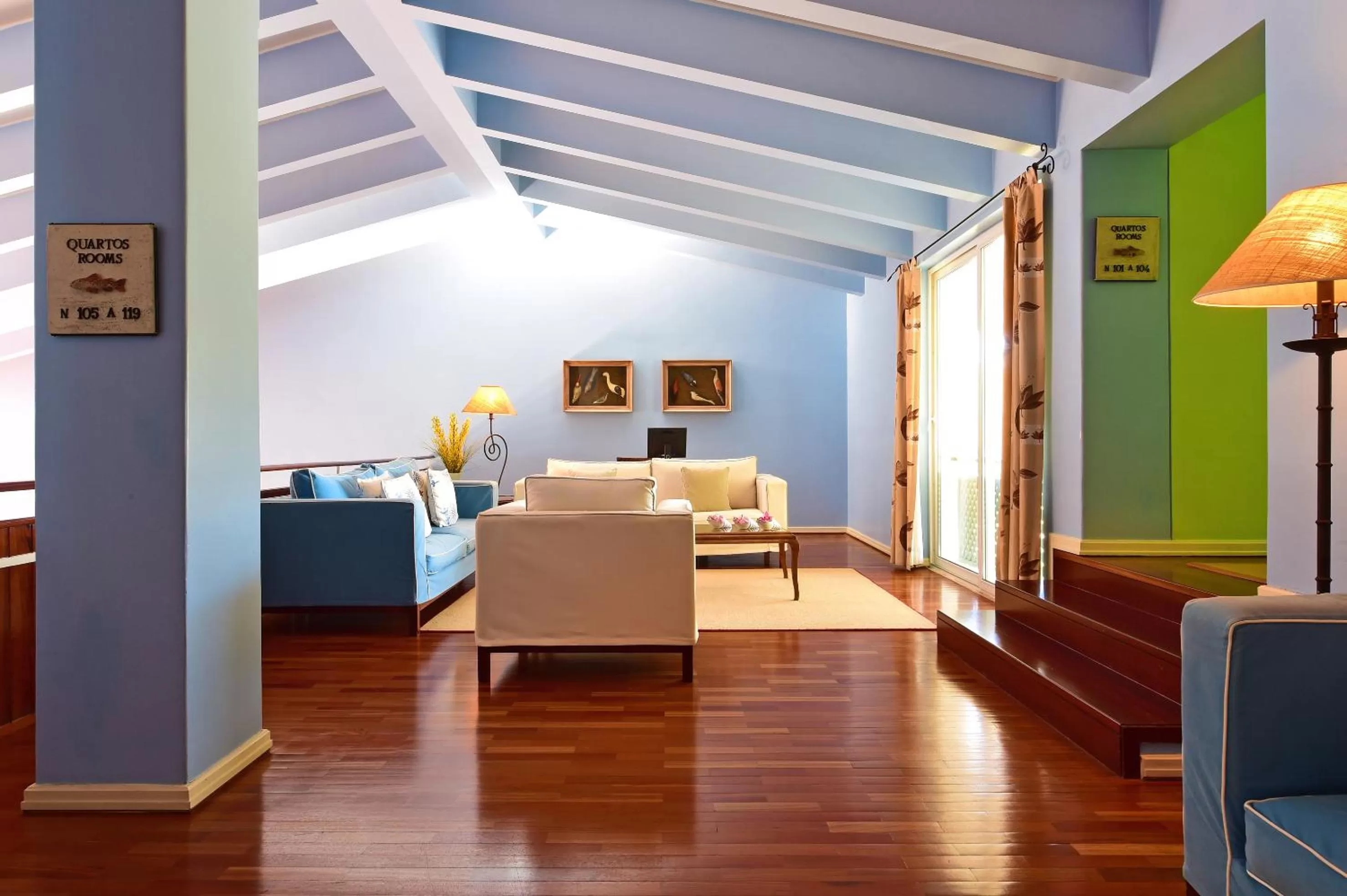 Communal lounge/ TV room, Bed in Pousada da Ria