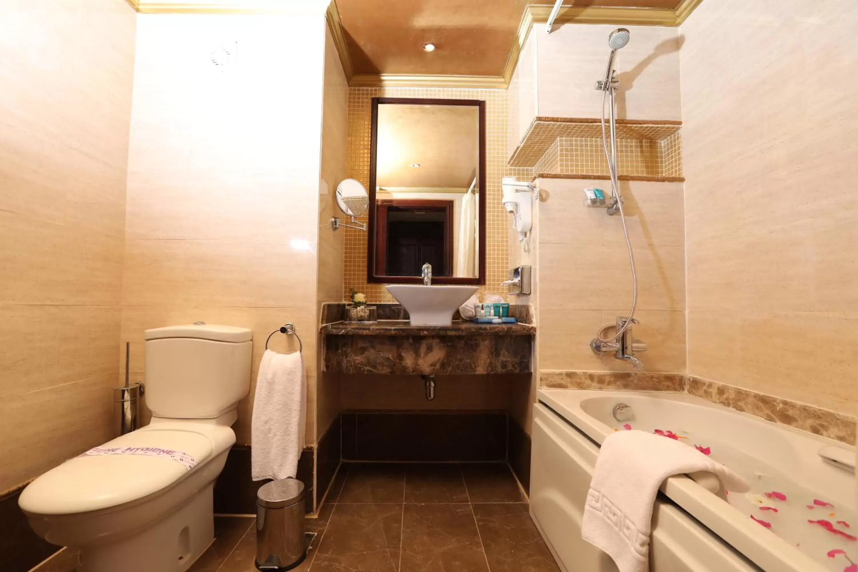 Executive Suite with Sea View in Sunrise Mamlouk Palace Resort Executive Suite with Sea View in Sunrise Mamlouk Palace Resort