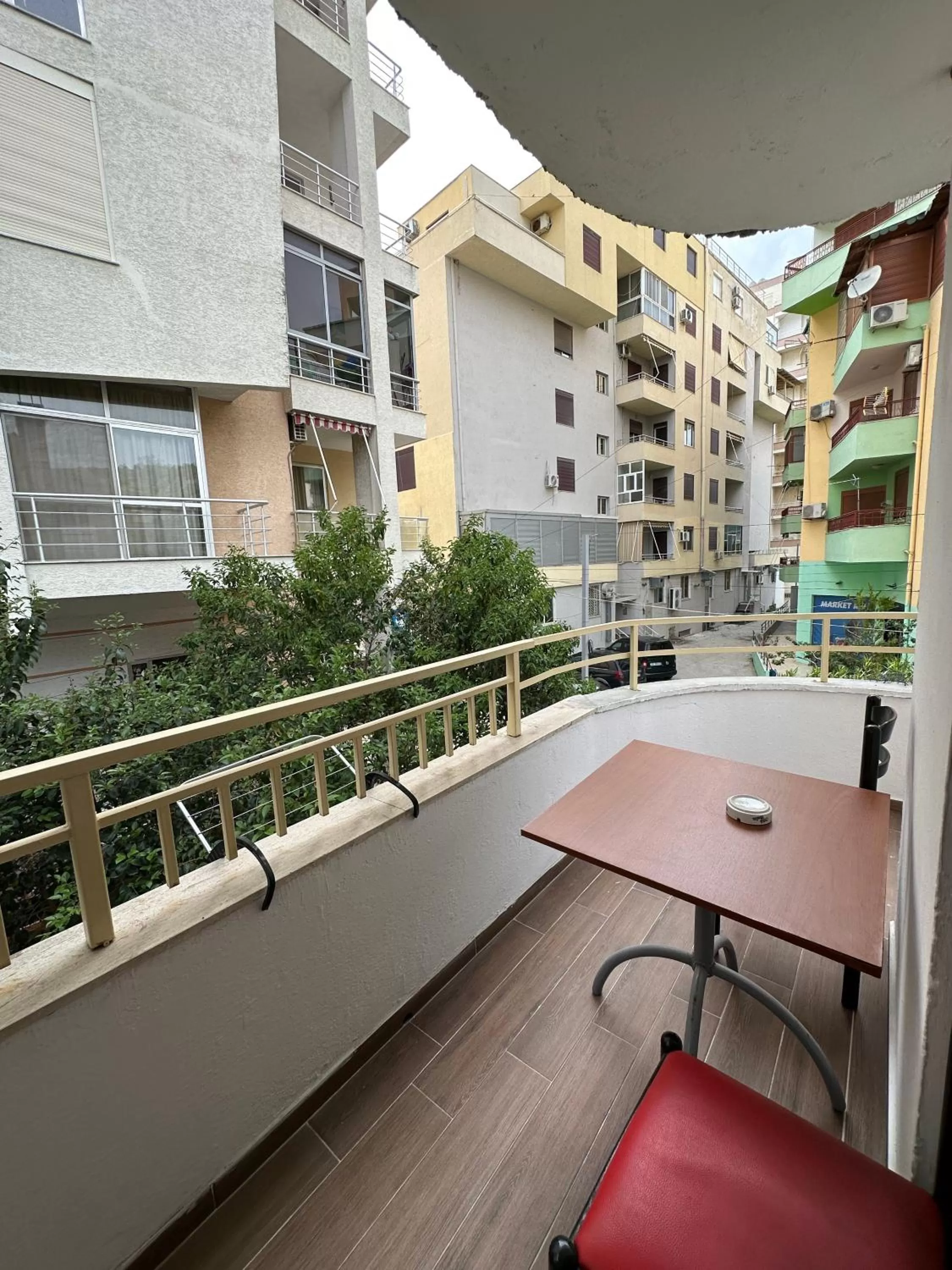 Day in Seashell Beach Rooms