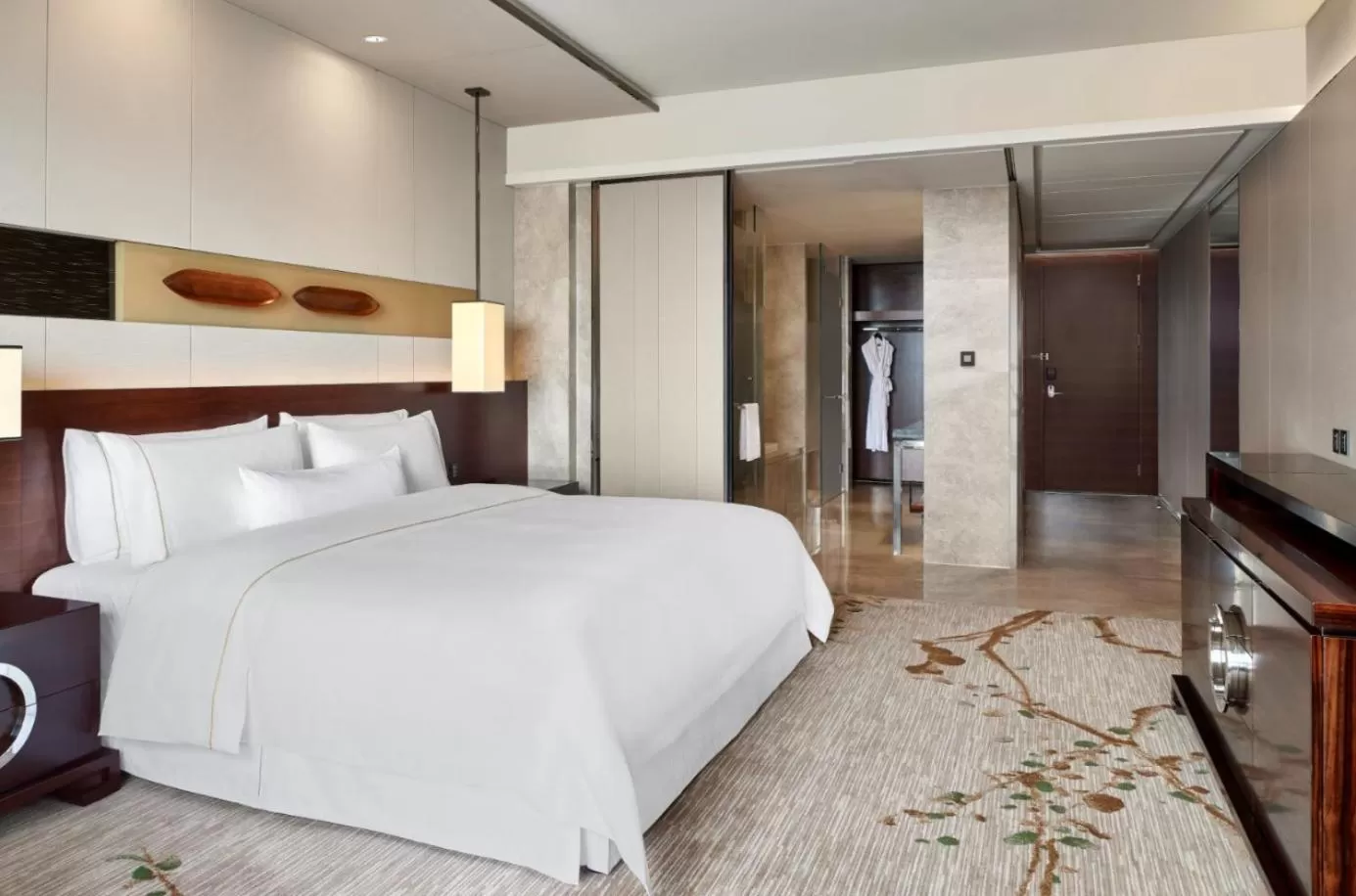 Photo of the whole room, Bed in The Westin Pazhou