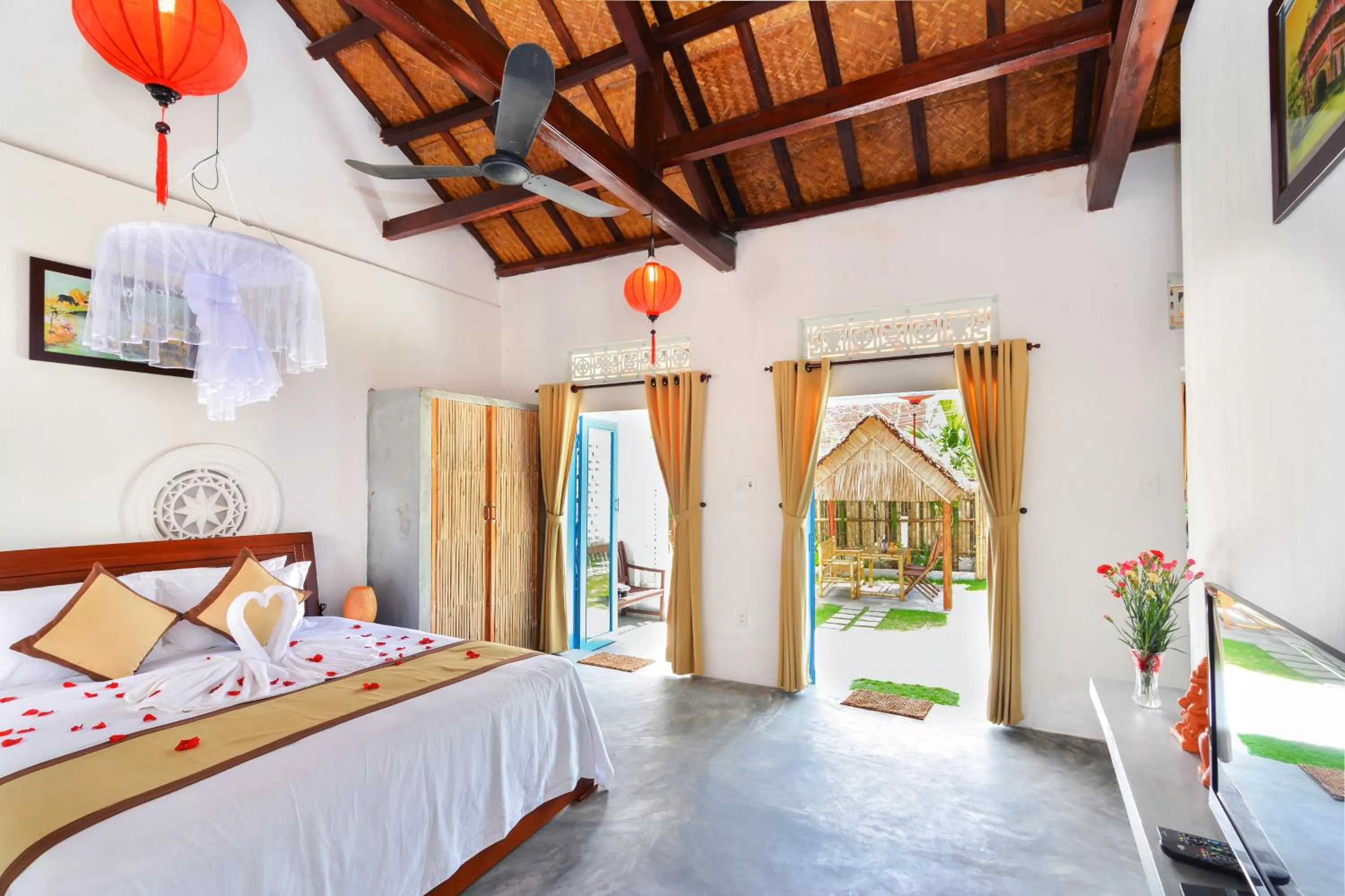 Bed in Local Beach Homestay