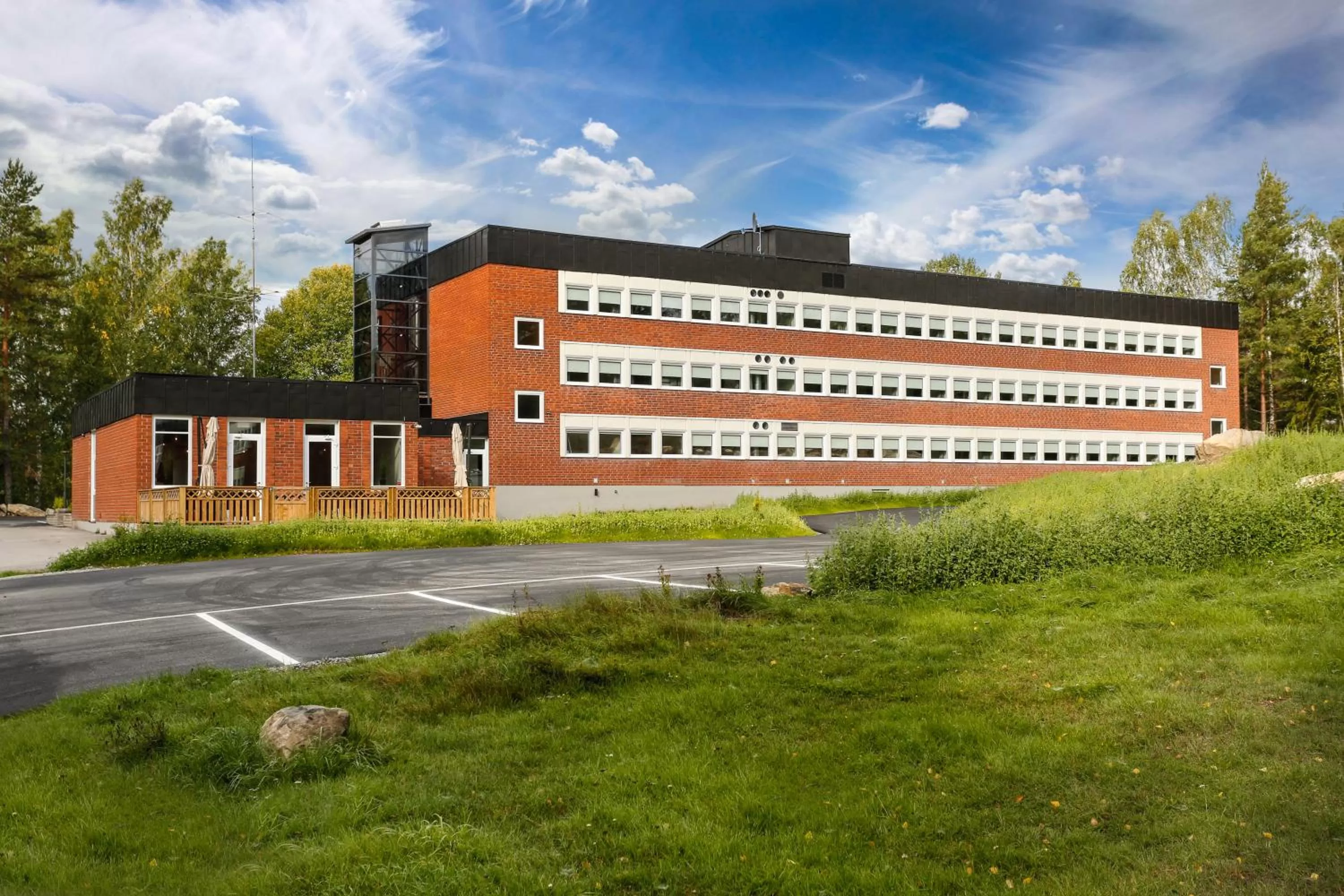 Property building in Almnäs Park Hotel