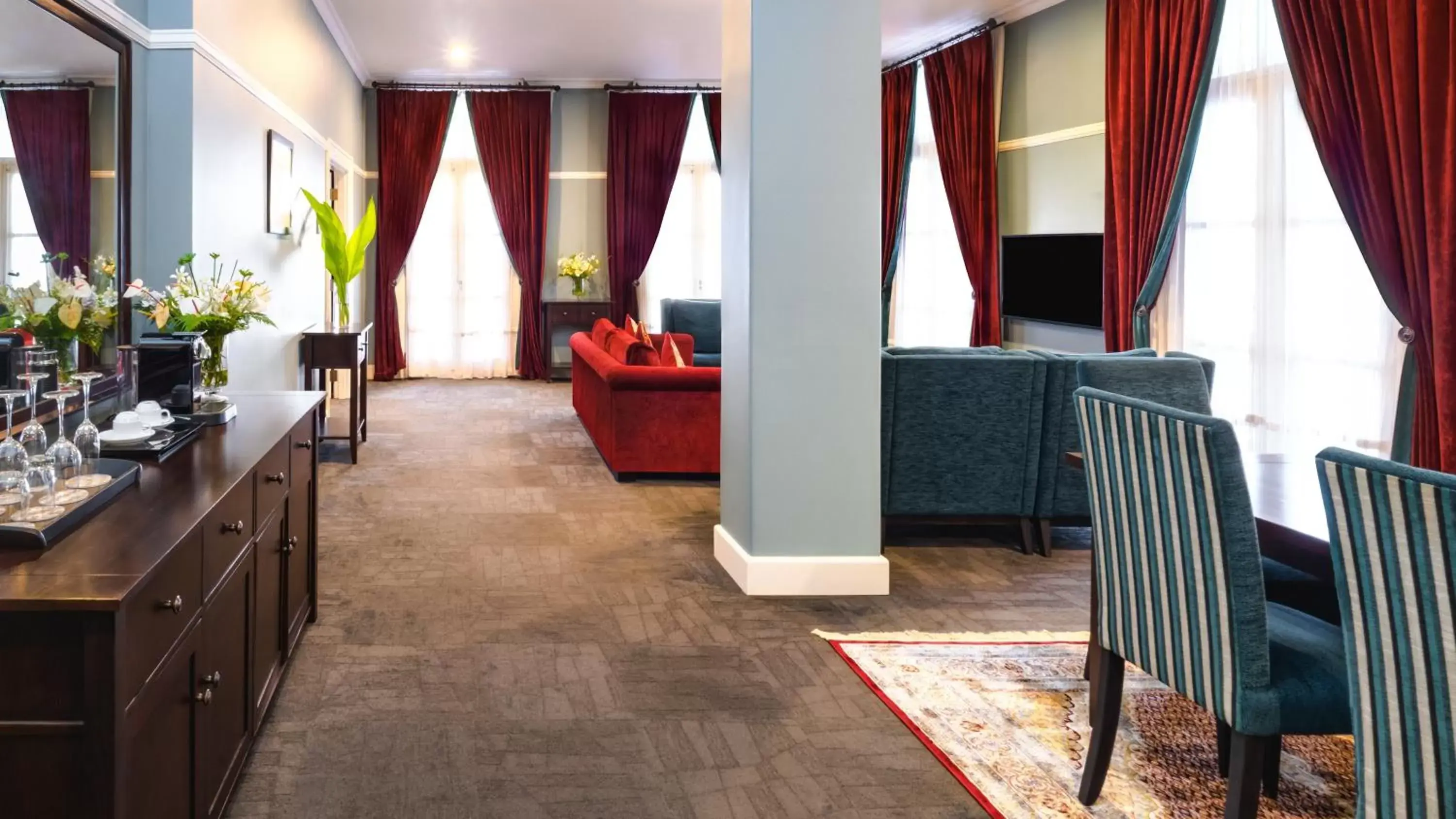 Royal Suite in Grand Pacific Hotel Royal Suite in Grand Pacific Hotel