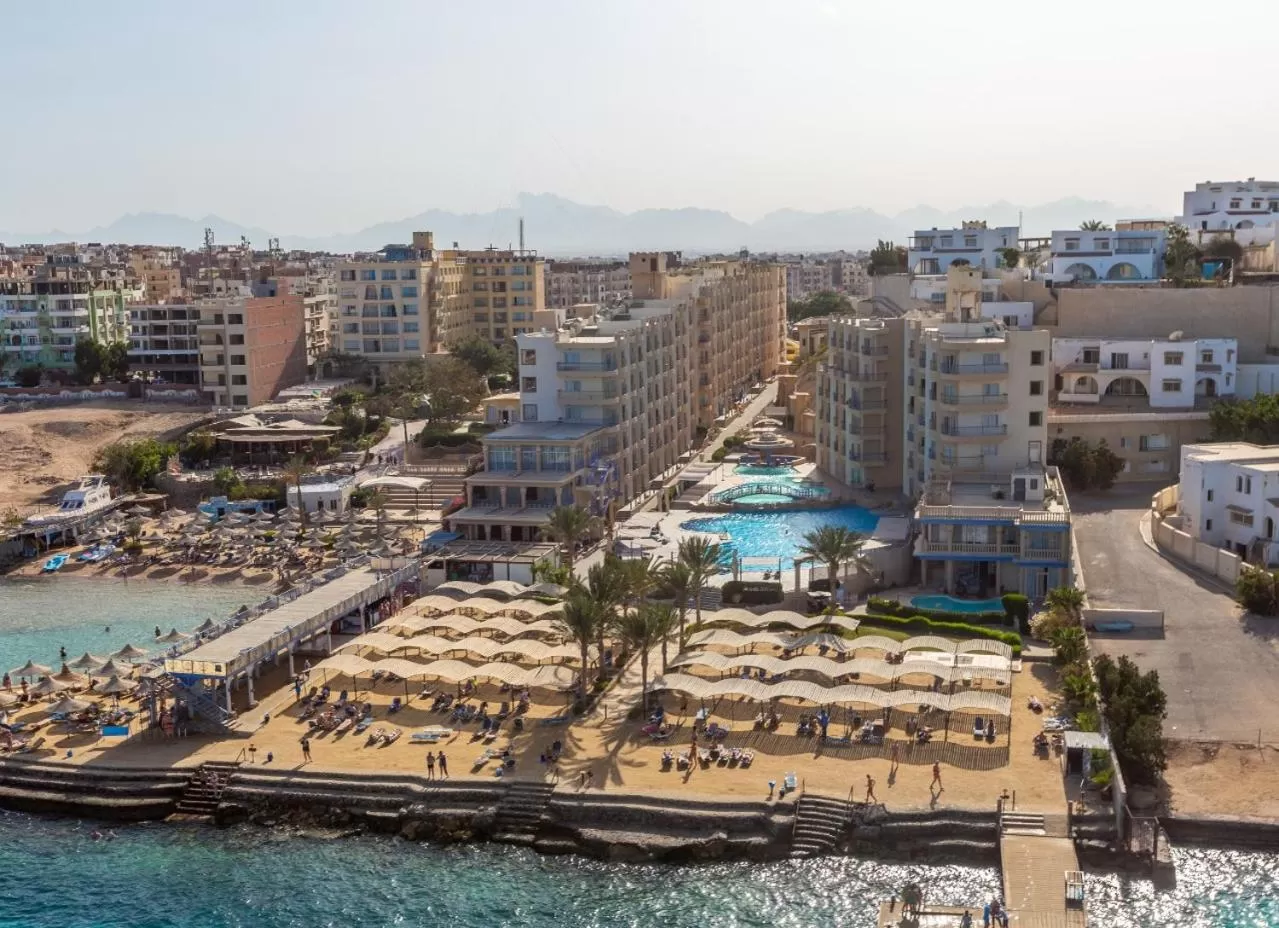 Property building in King Tut Aqua Park Beach Resort