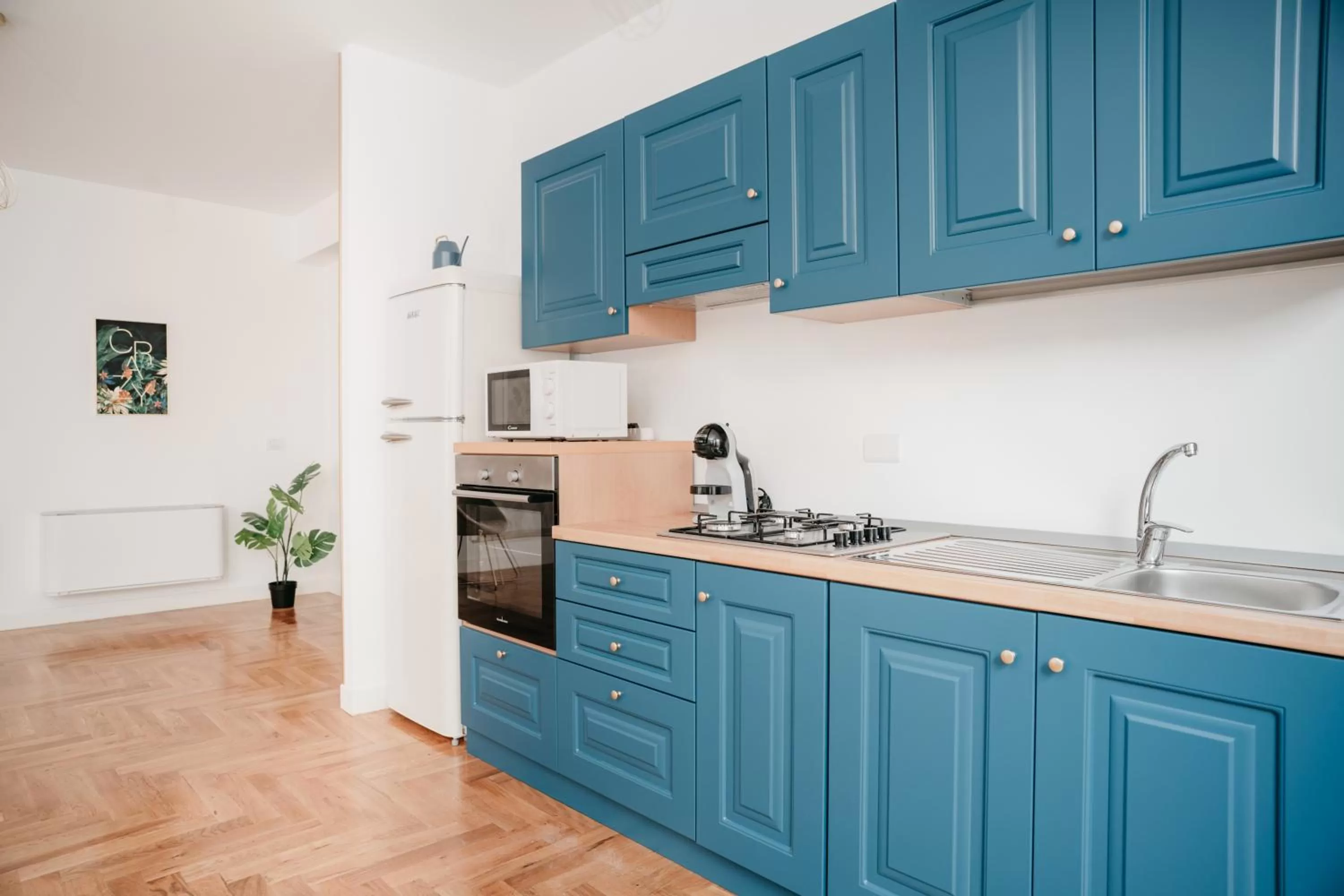 Coffee/tea facilities in Vista Napoli Residence by Casa Napoletana