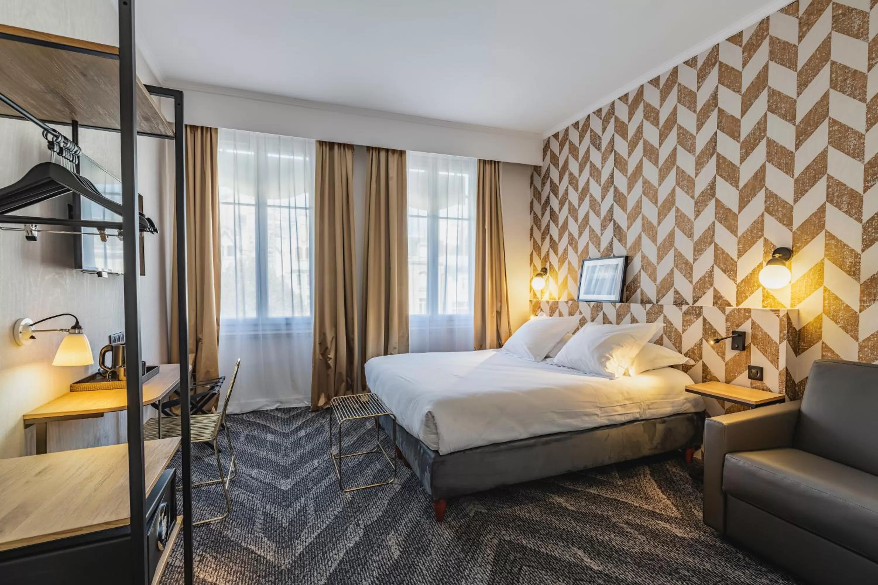 Photo of the whole room, Bed in Best Western Hotel Centre Reims