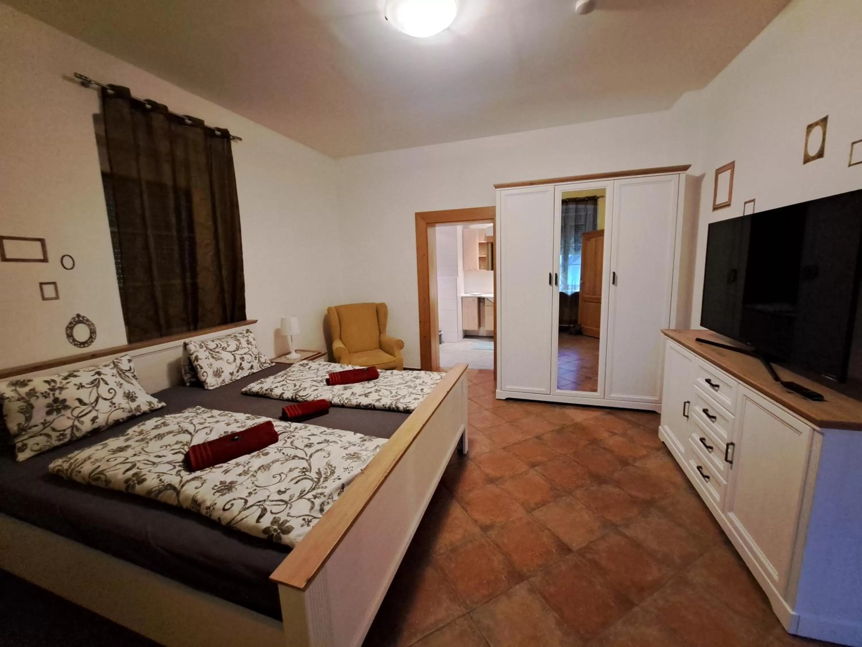 TV/Entertainment Center in Gasthaus zum Fuchs - Familie Andrä