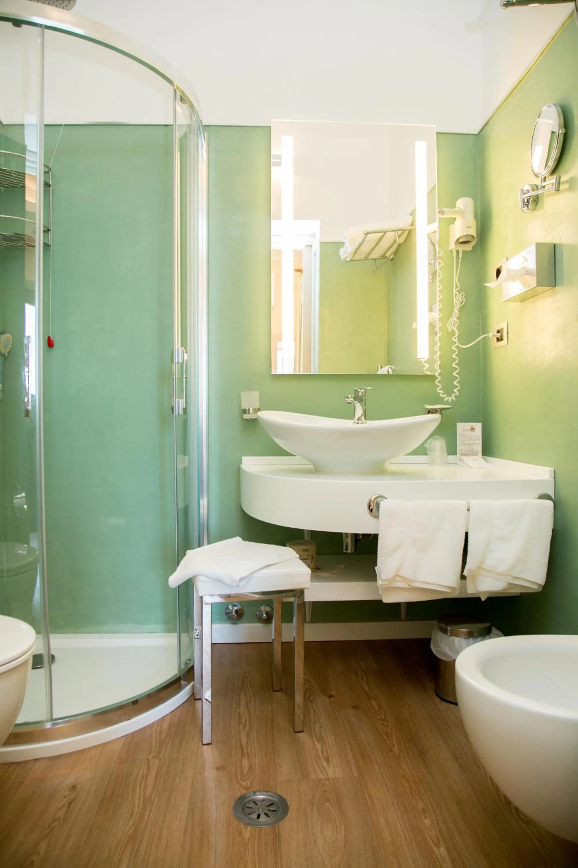 Shower in Hotel El Balear