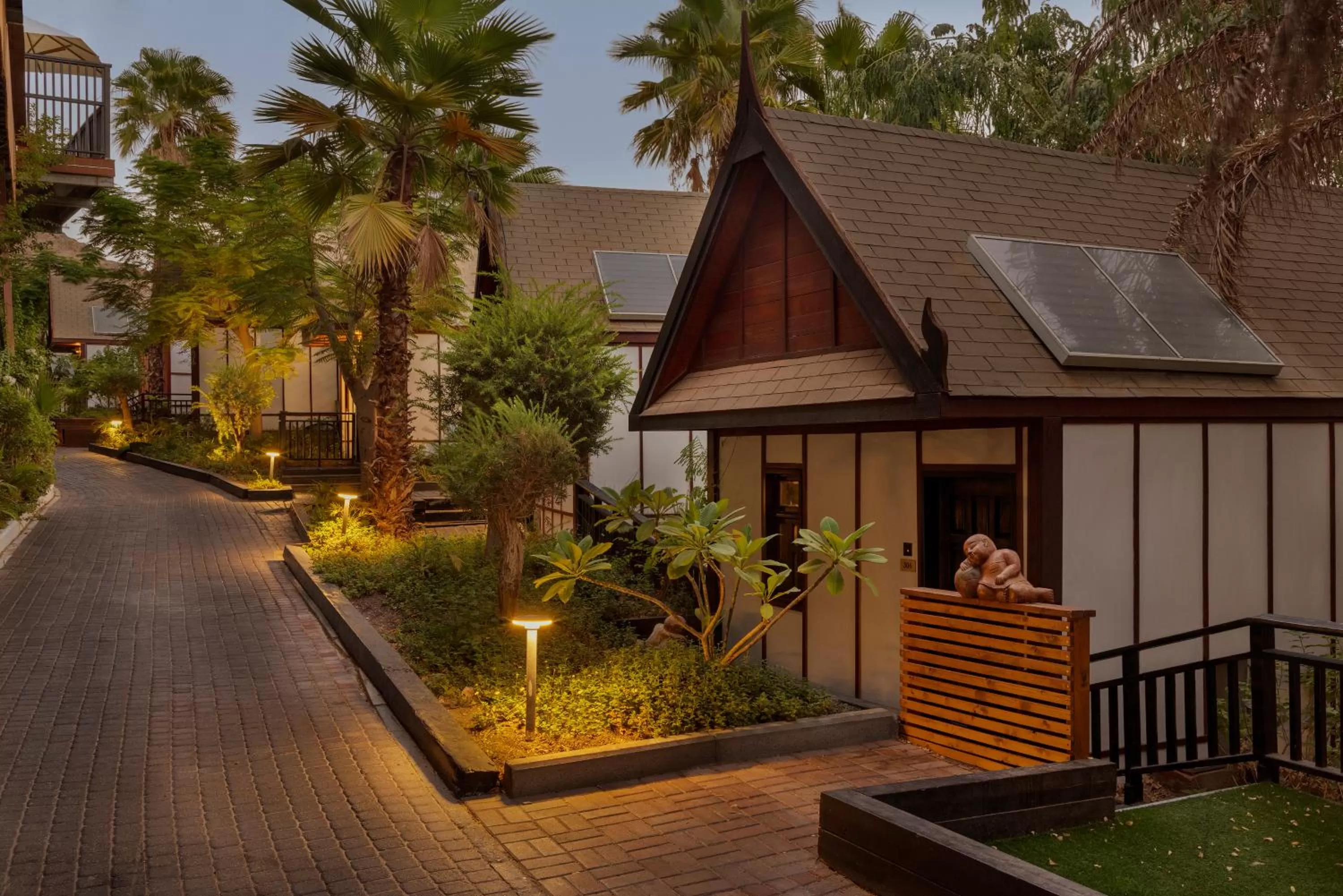 Garden in Herbert Samuel Royal Shangri-La Eilat