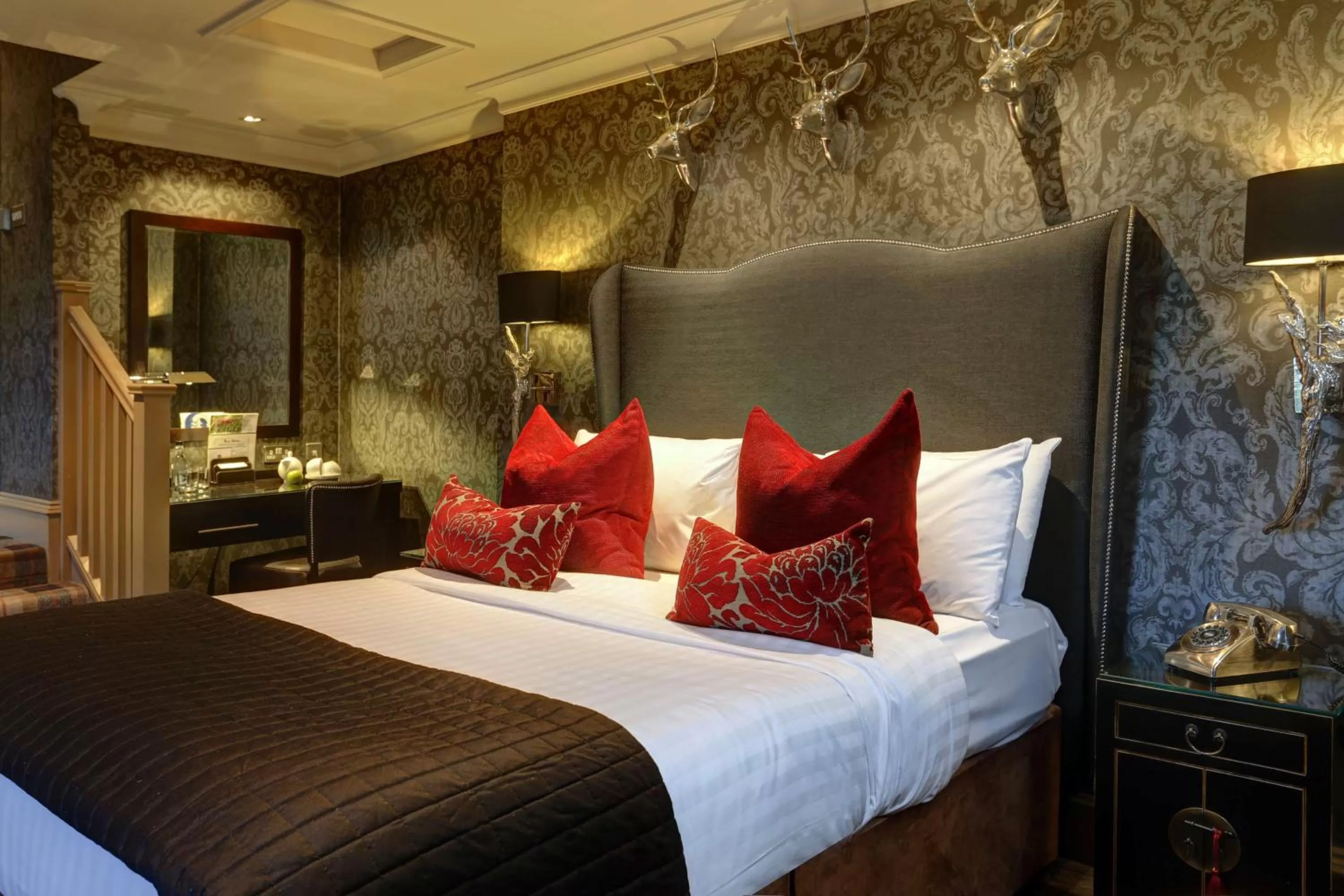 Photo of the whole room, Bed in Eglinton Arms Hotel, BW Premier Collection