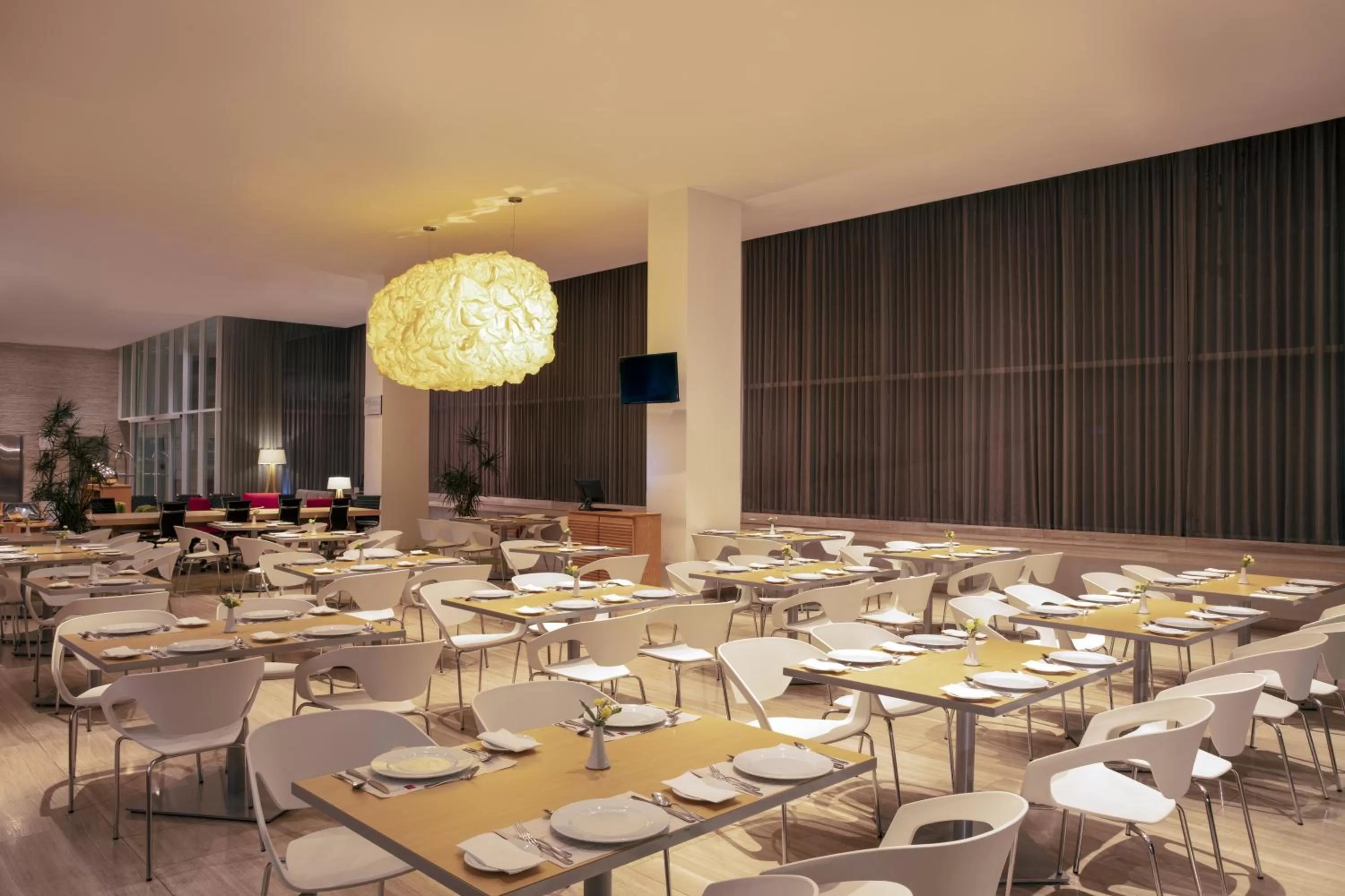 Restaurant/places to eat in Fiesta Inn Morelia Altozano