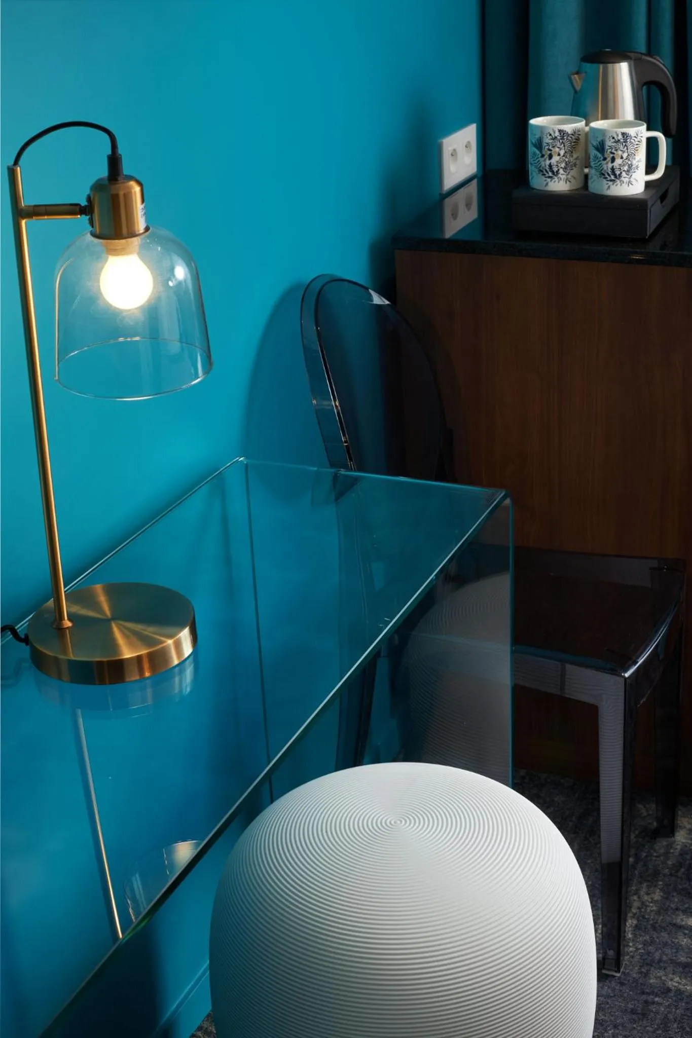 Decorative detail in Montparnasse Daguerre