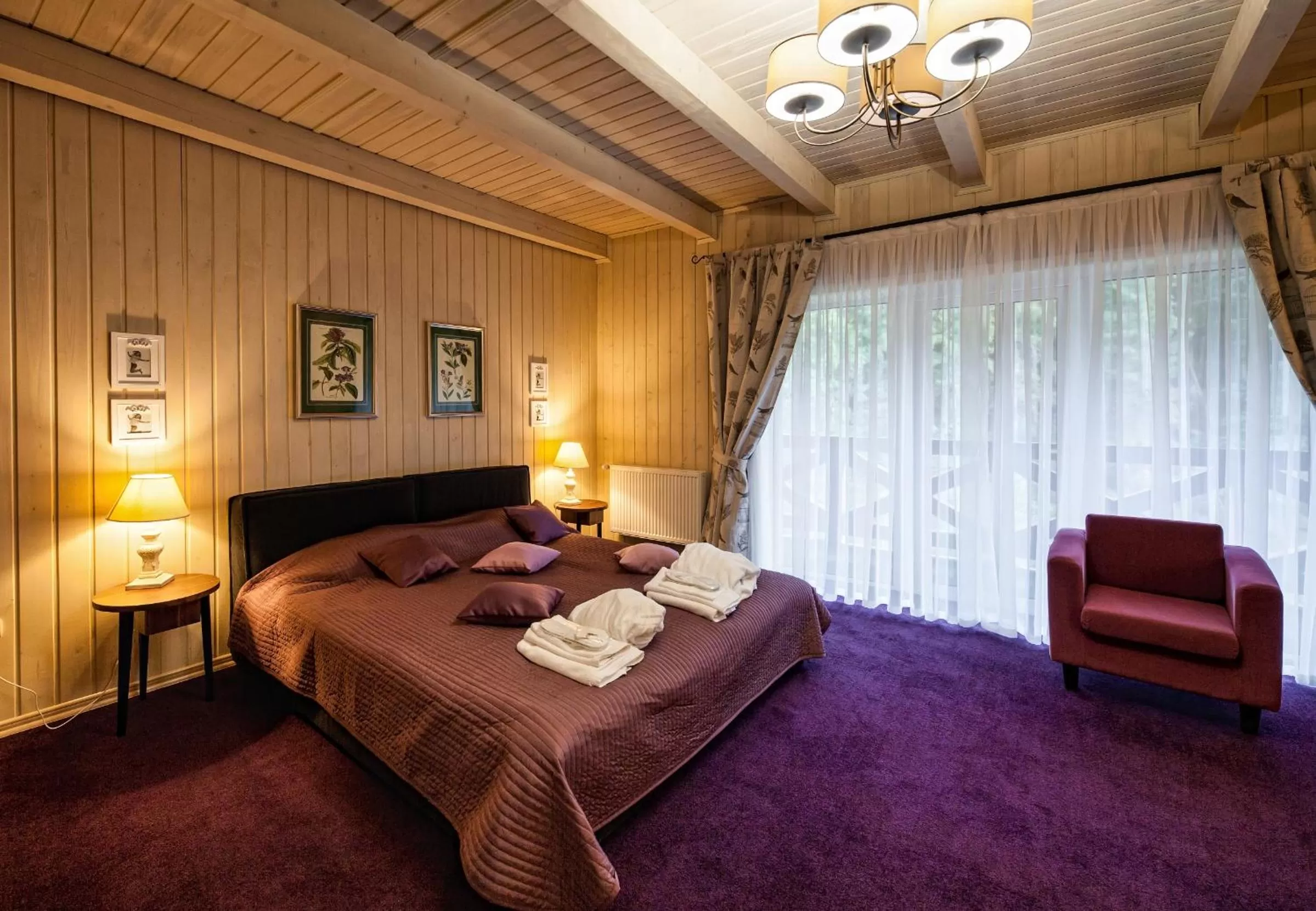 Day, Bed in Olga Deluxe