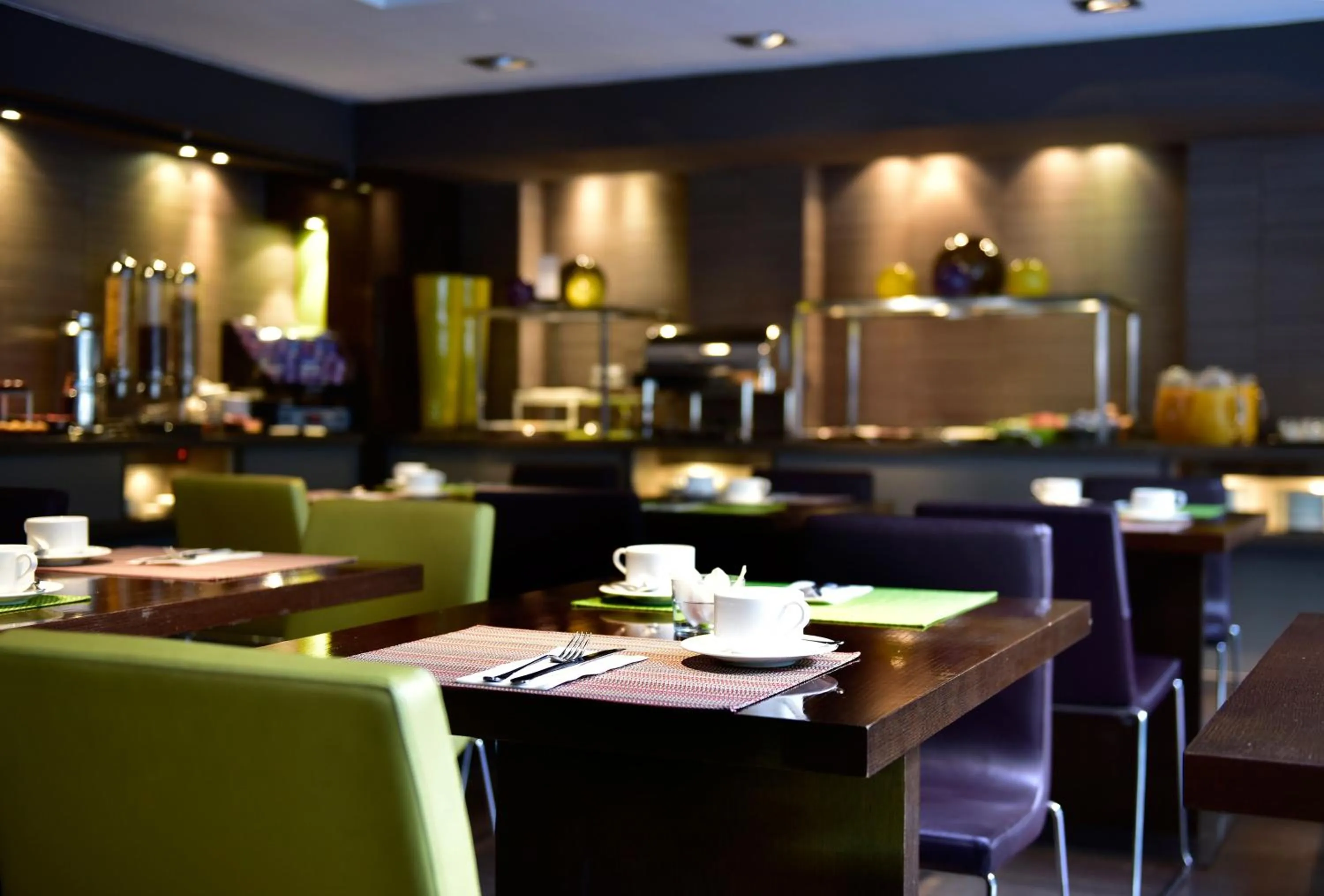 Restaurant/places to eat in Pestana Arena Barcelona