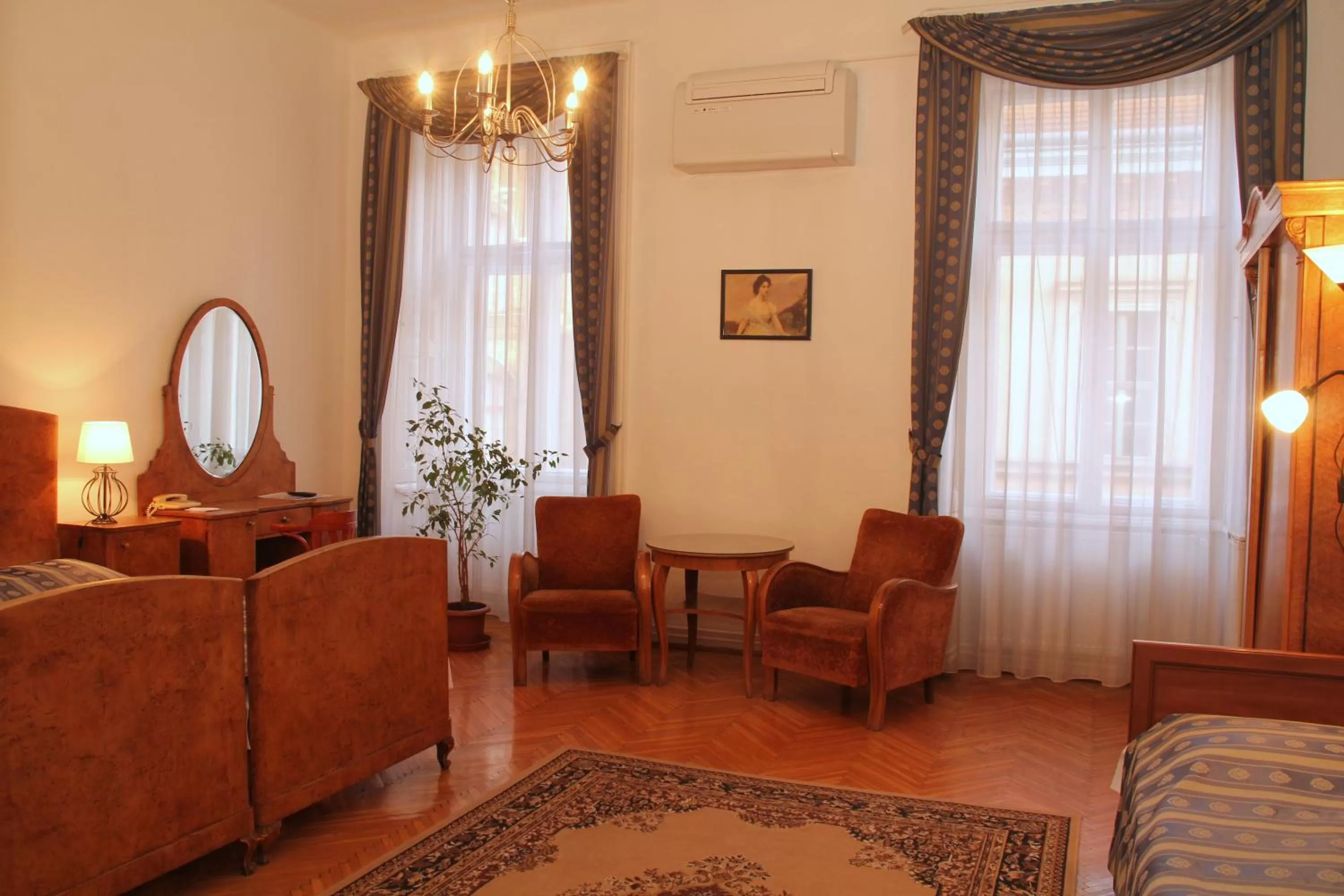 Photo of the whole room in Kalvin House Budapest