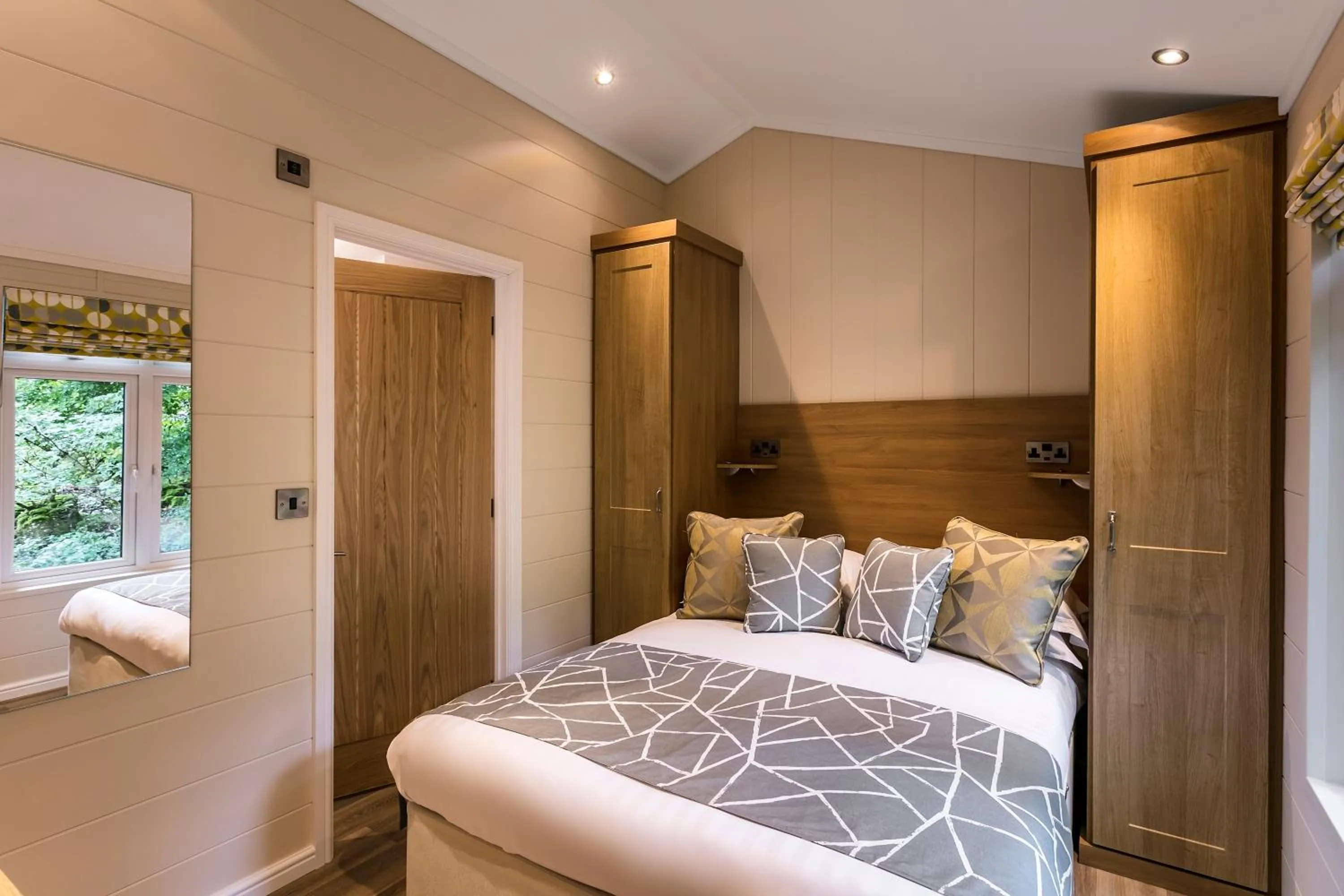 Bedroom, Bed in The Gamekeeper's Inn