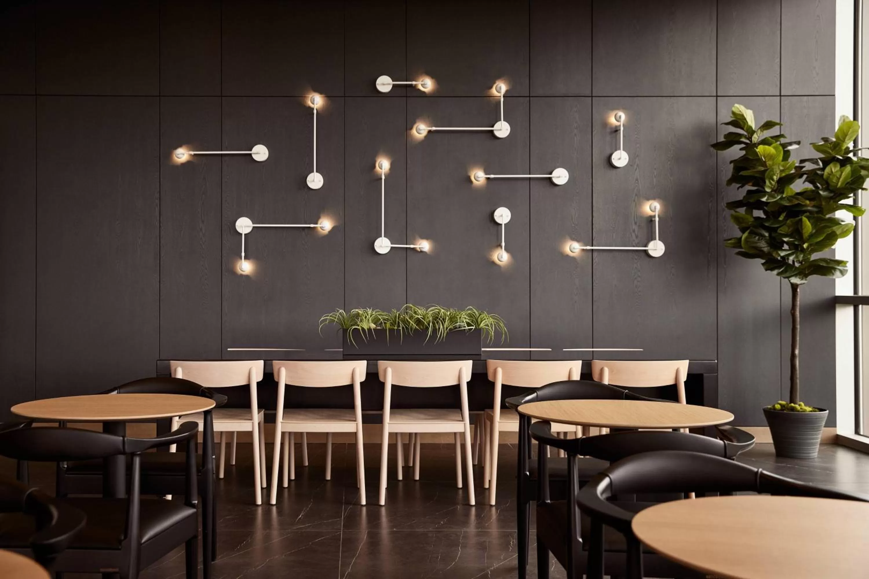 Lounge or bar in AC Hotel by Marriott Atlanta Perimeter