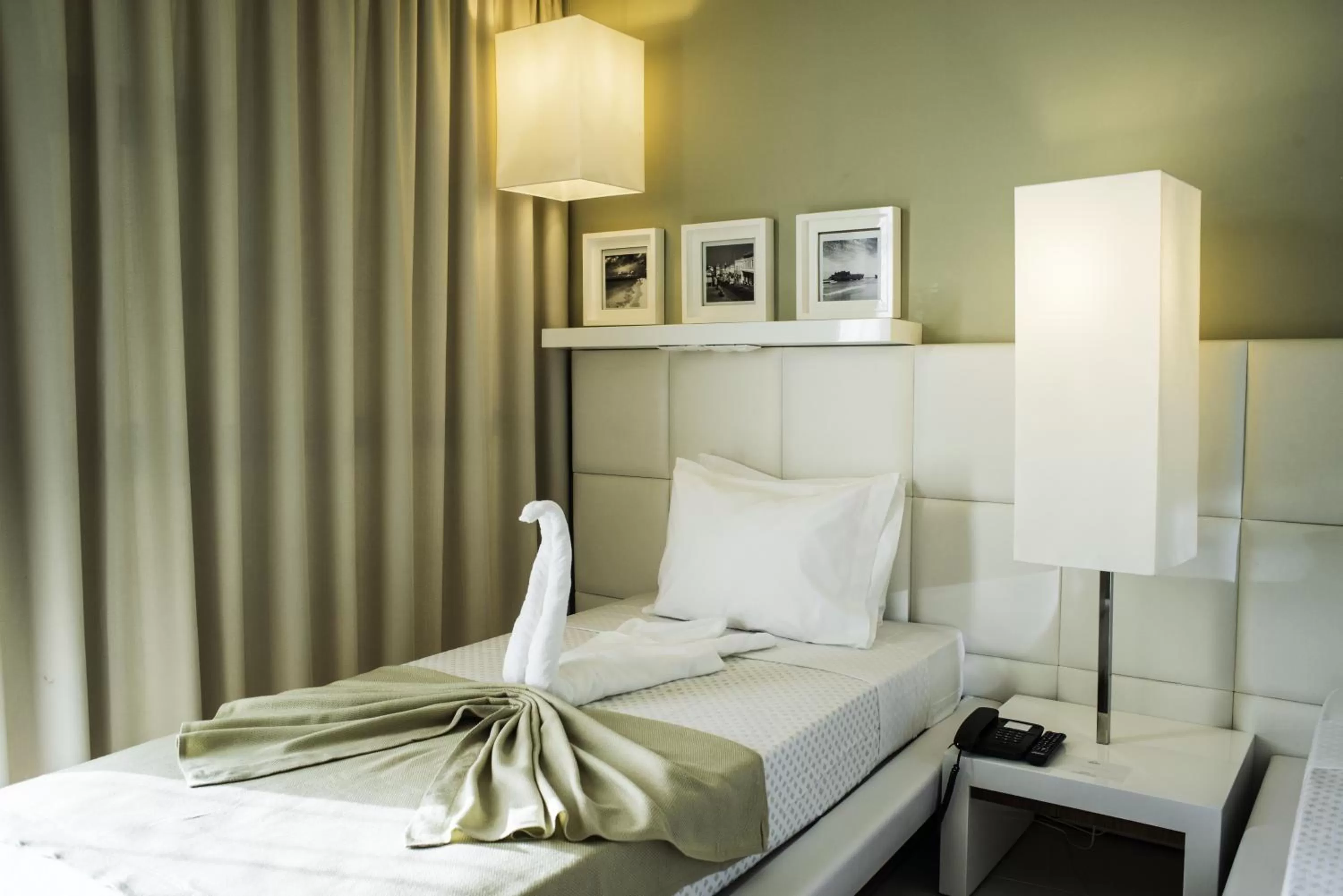 Bedroom, Bed in Hotel Vip Praia