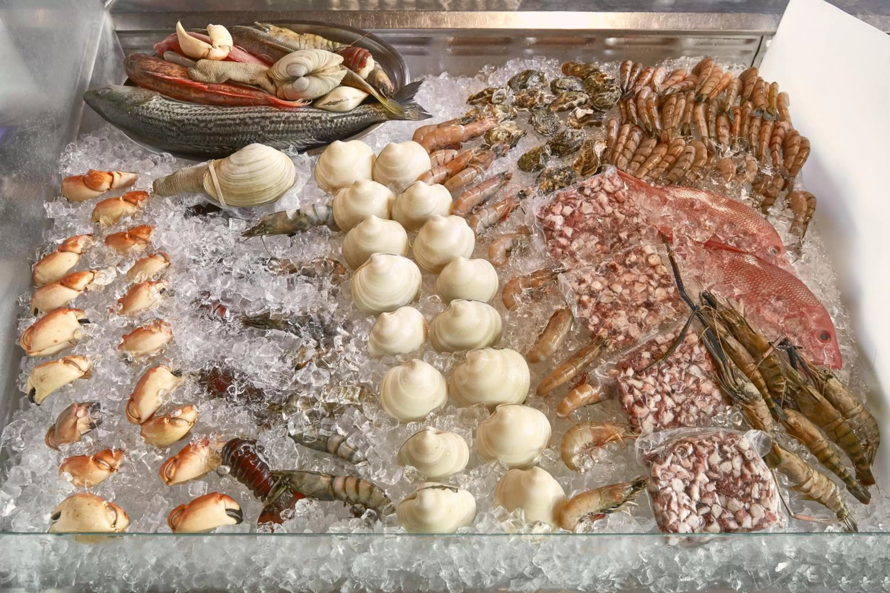 Buffet breakfast in One Acapulco Diamante