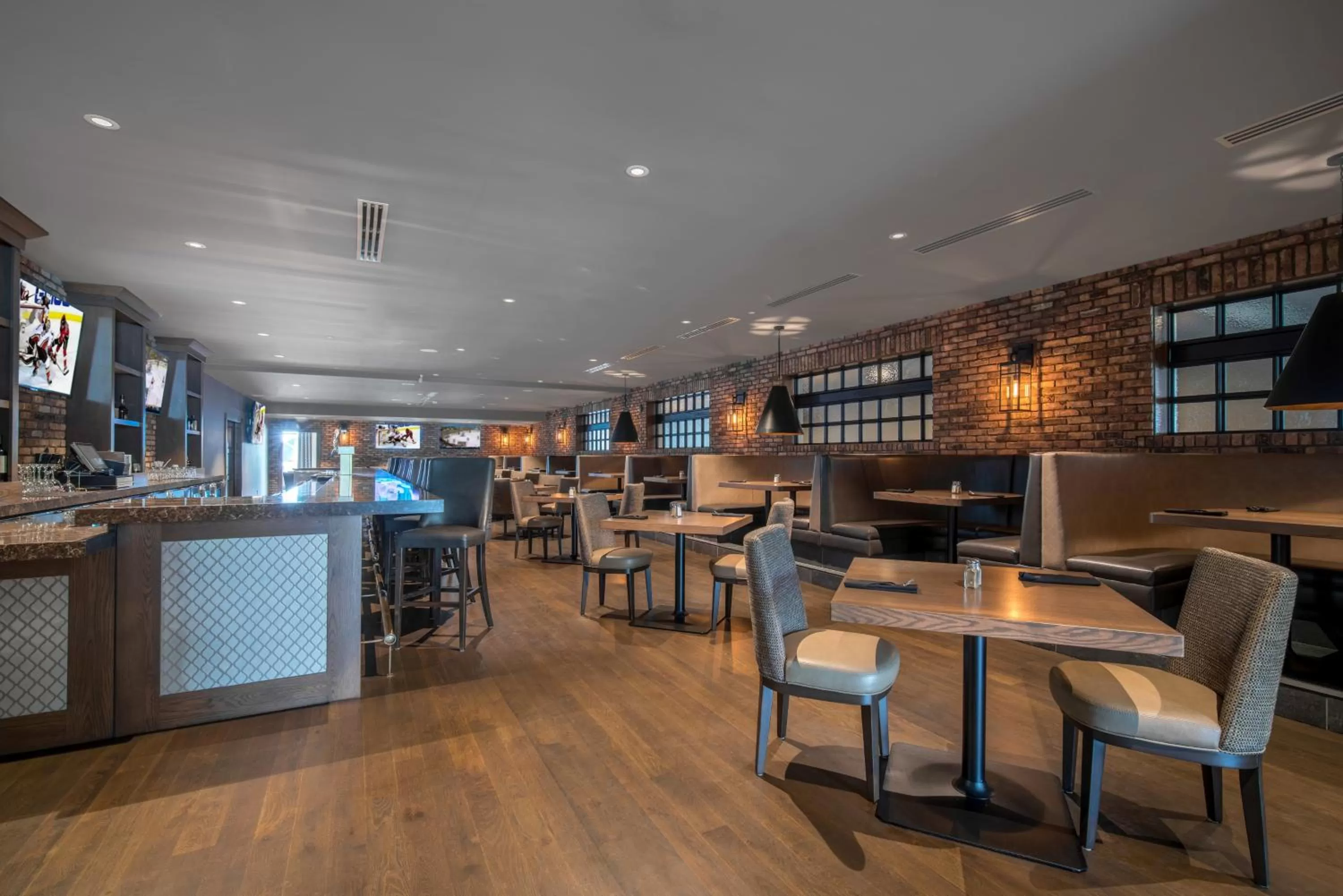 Restaurant/places to eat in The Malcolm Hotel