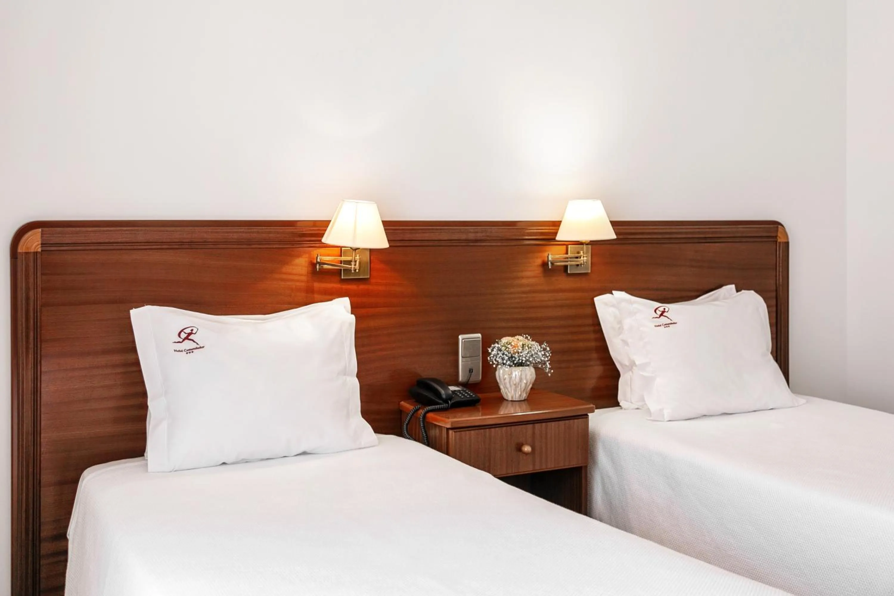 Bed in Hotel Comendador