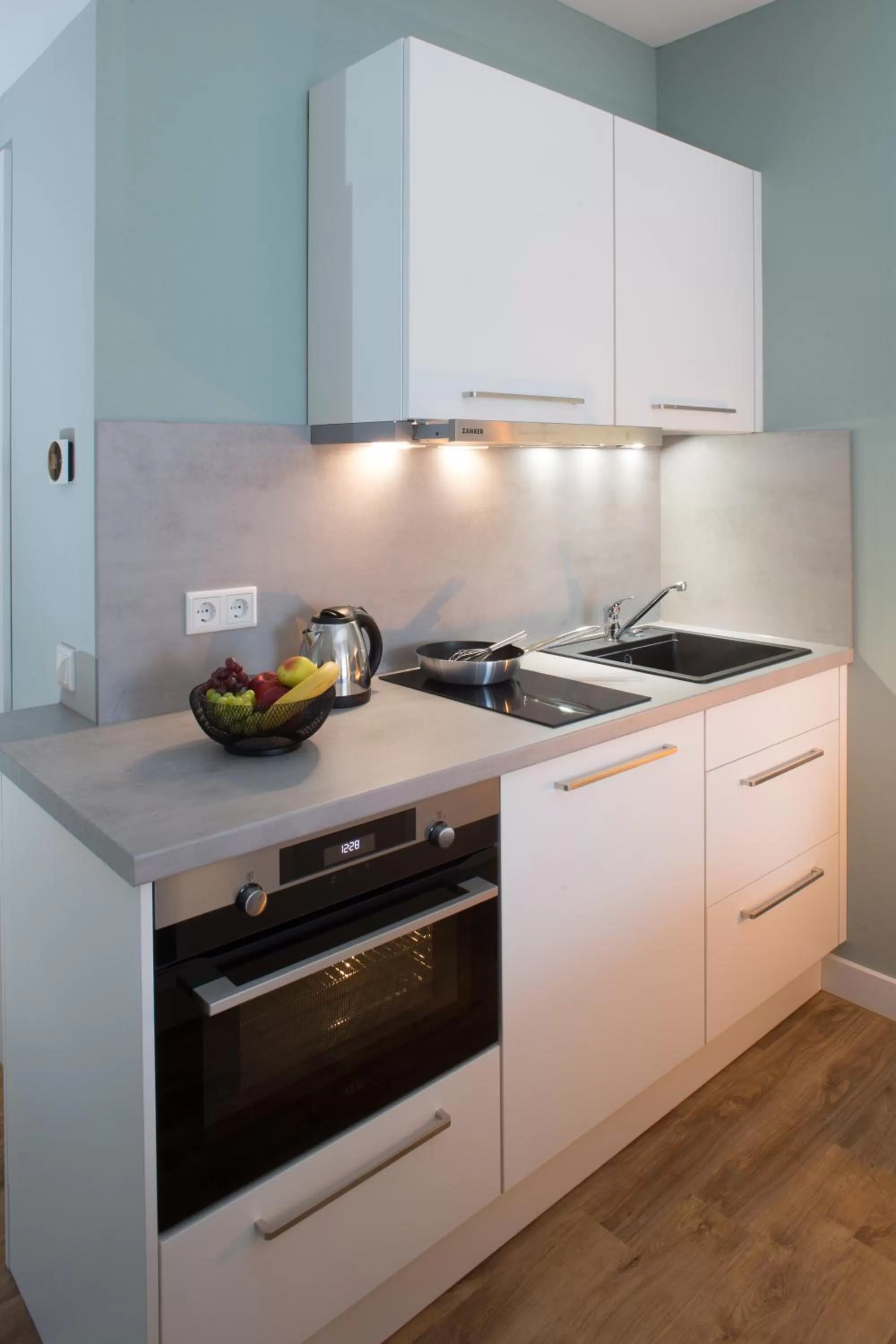 Kitchen or kitchenette, Kitchen/Kitchenette in Weberei Bendix Hotel & Appartements