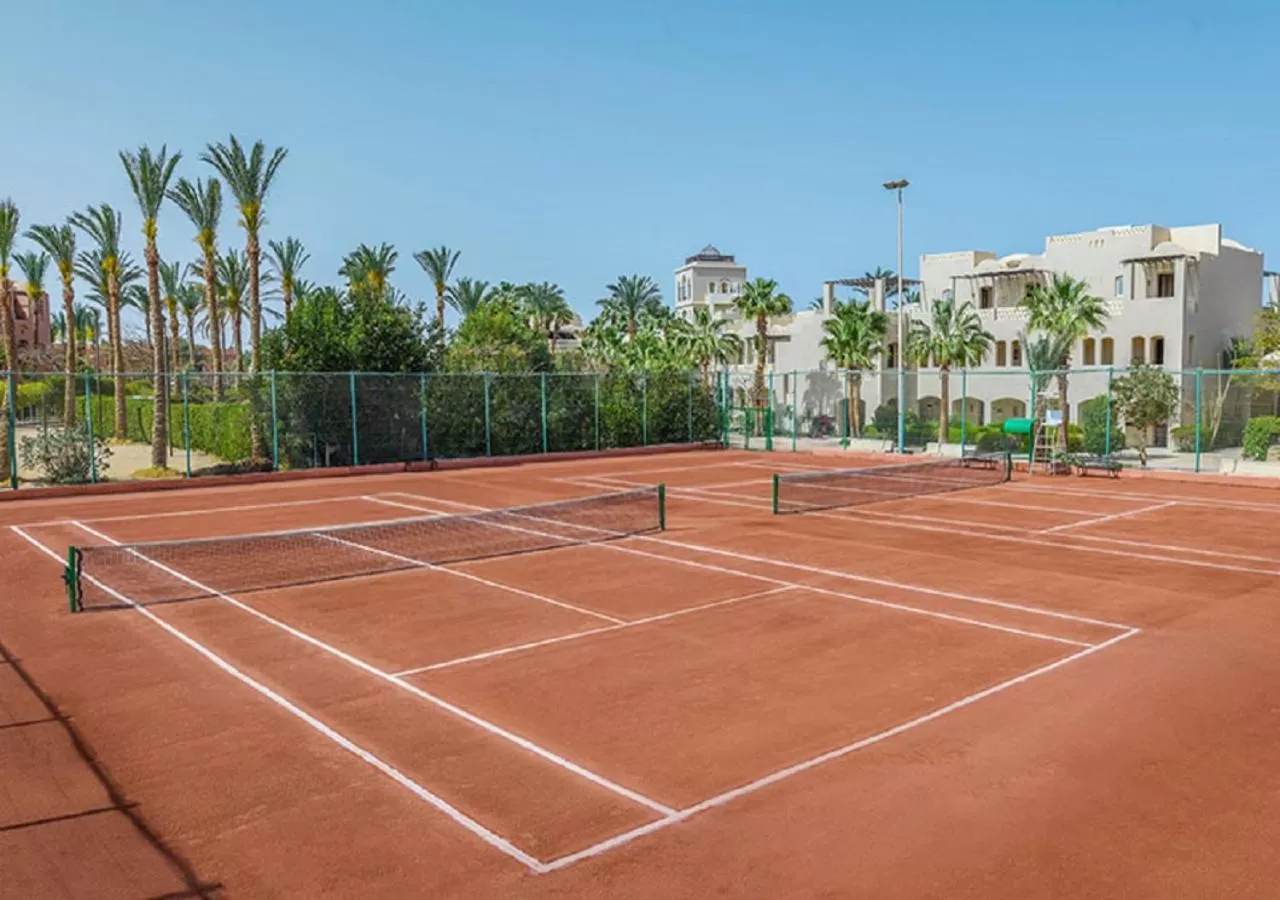 Tennis court in Iberotel Makadi Beach