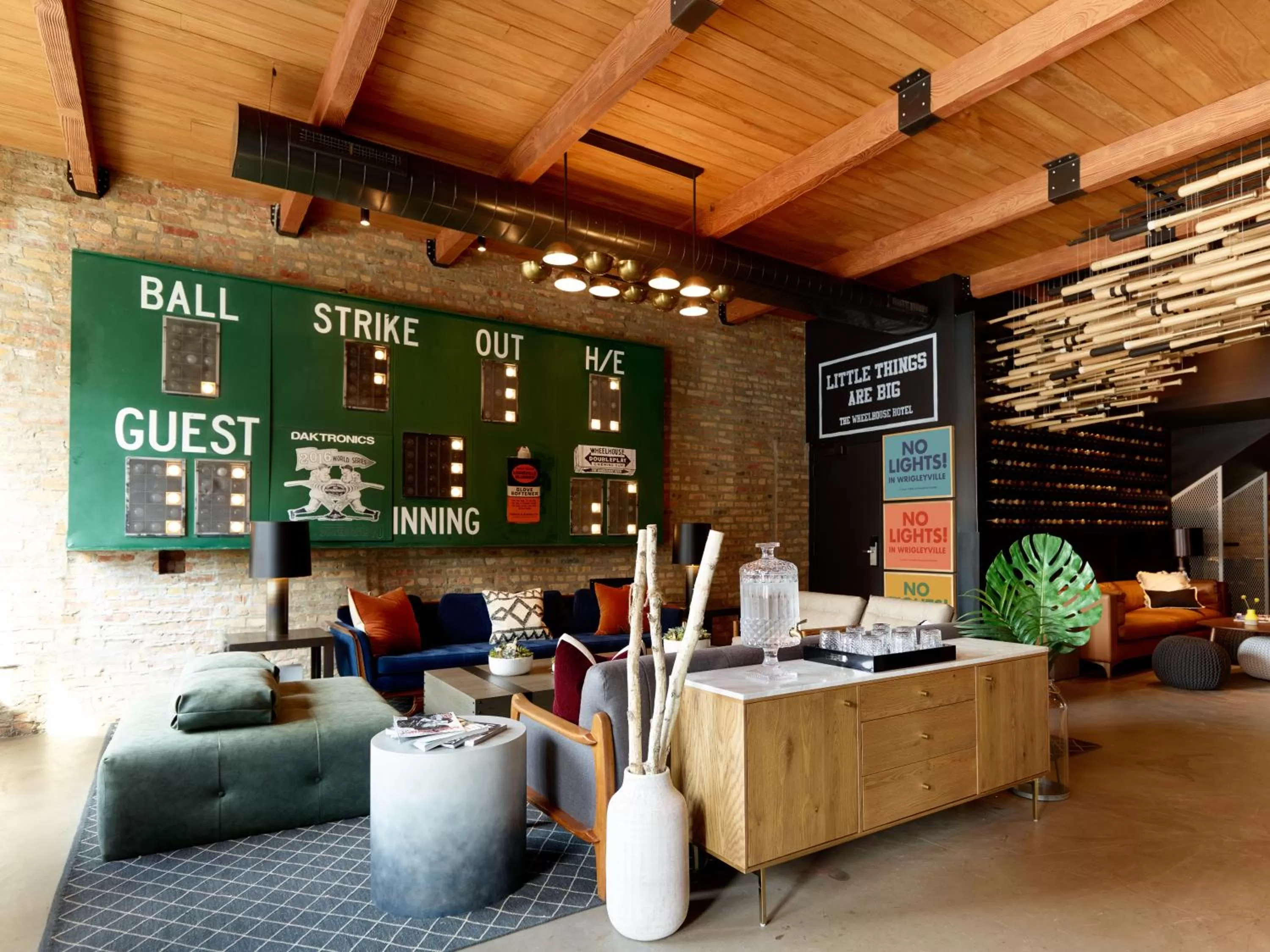 Lobby or reception in The Chicago Hotel Collection Wrigleyville